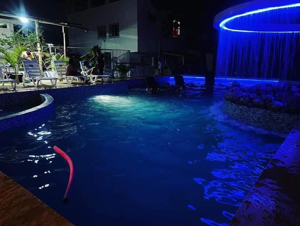 Hostal Cordillera Azul