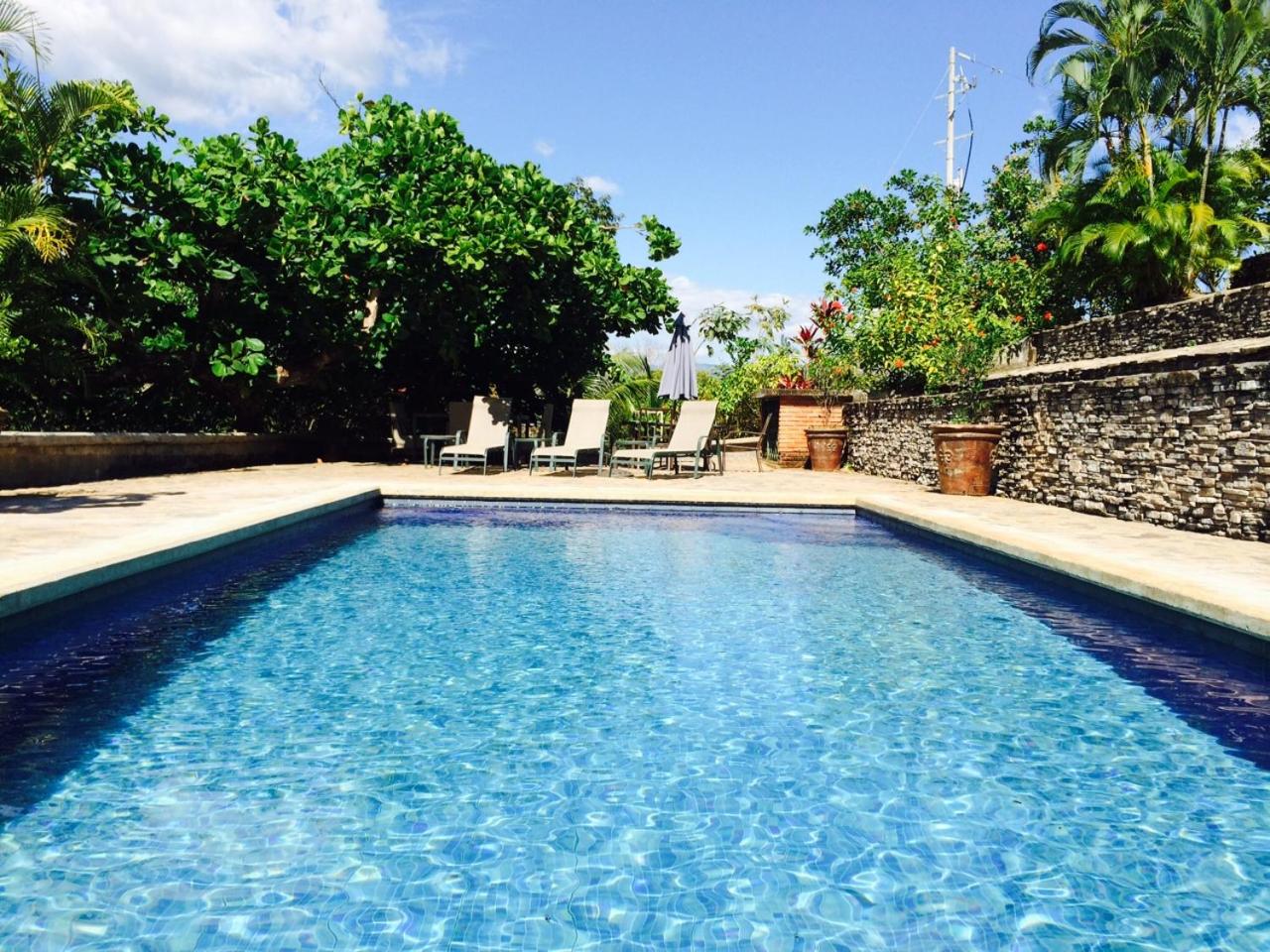 Unique Architecture, 3 Pools and Wi-Fi