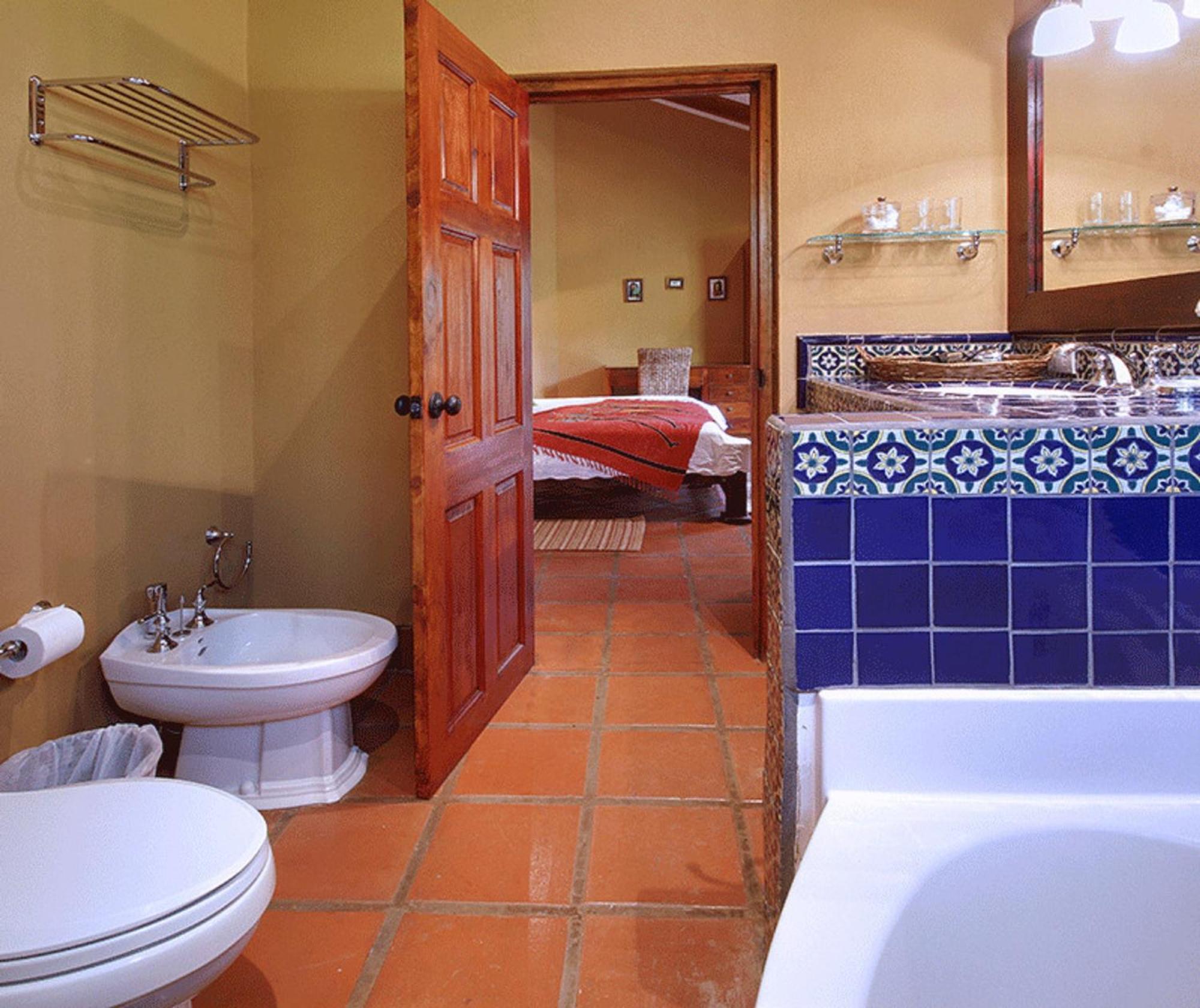 Unique Architecture, 3 Pools and Wi-Fi