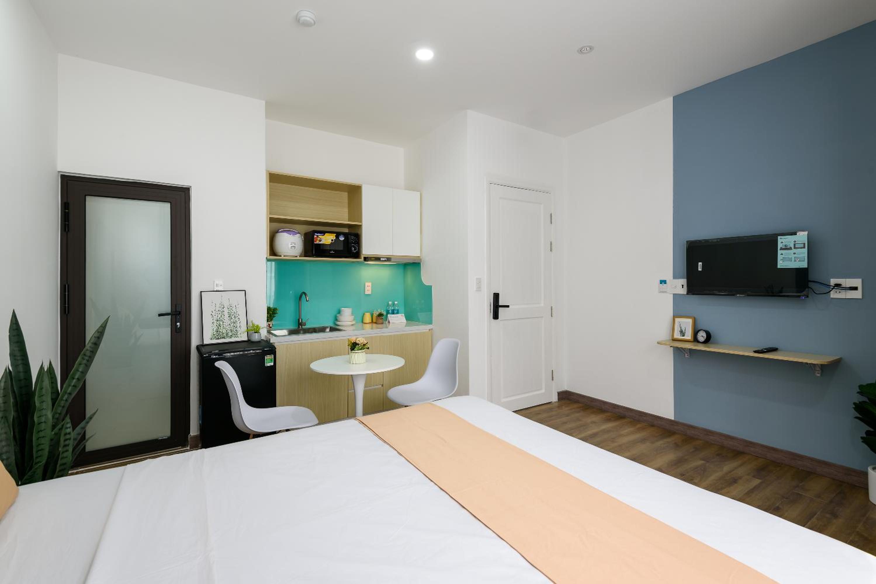 hotel room