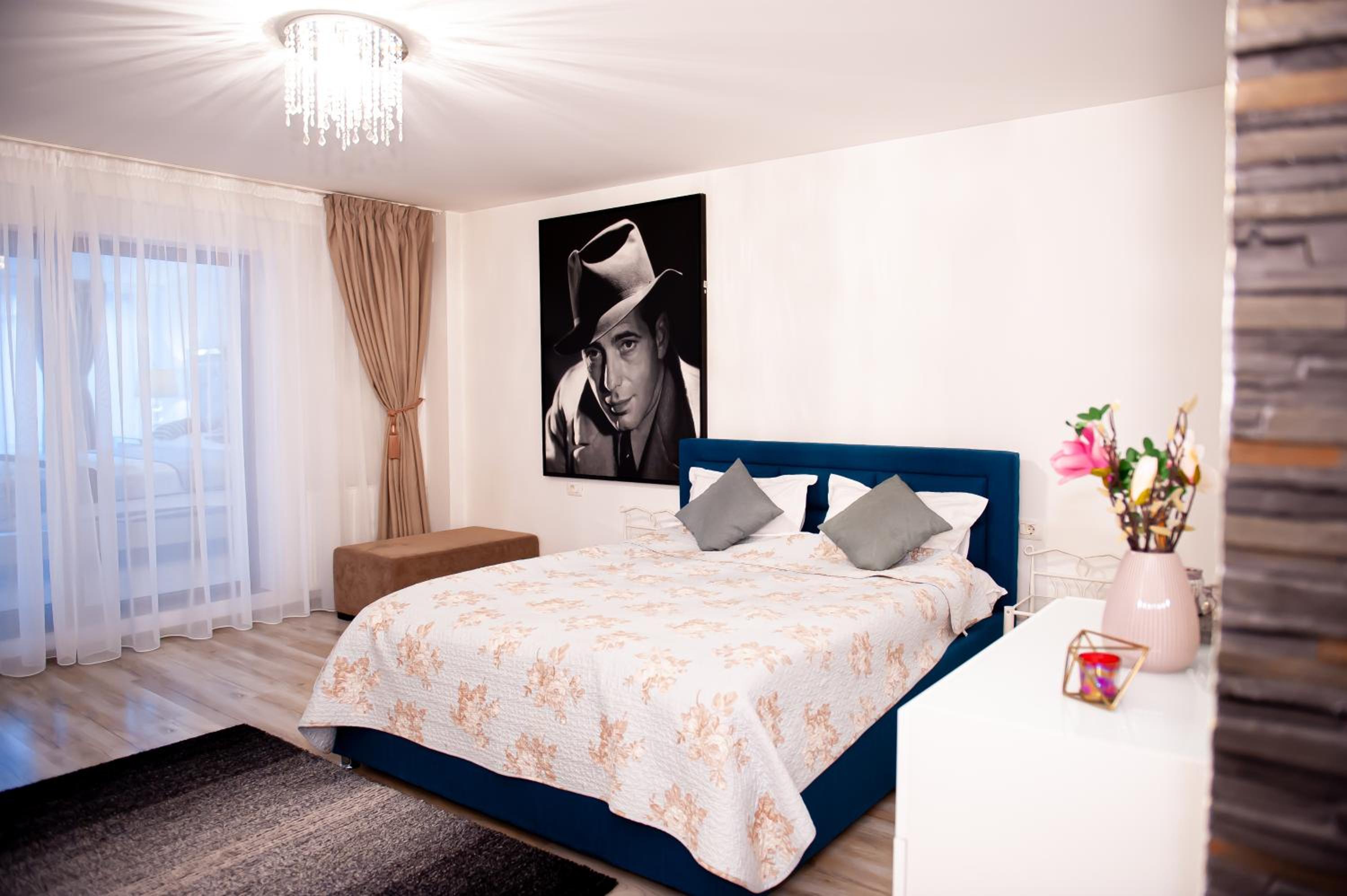 Kai Mountain Luxury Apartment view 4