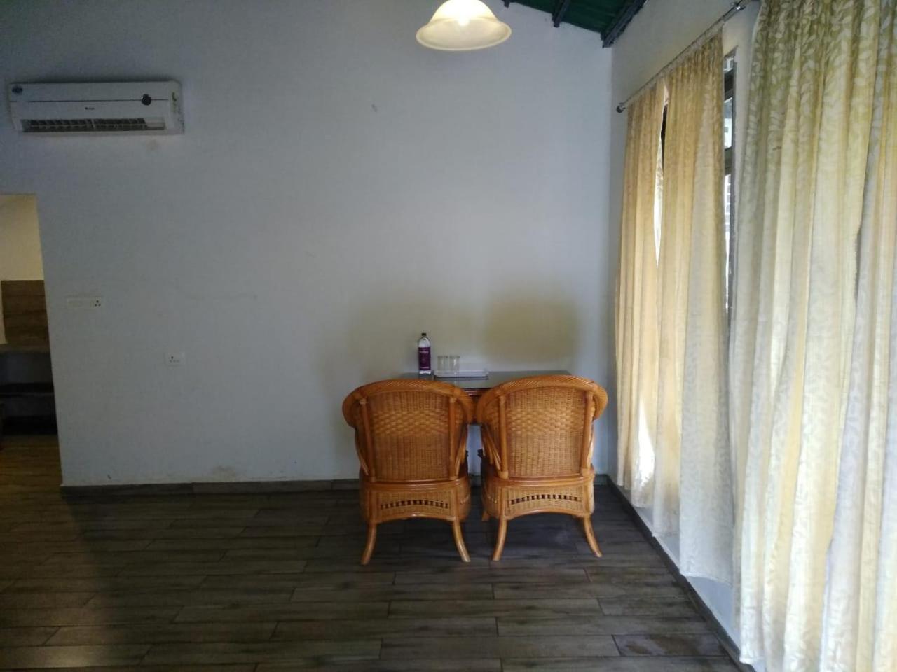 Photo 33