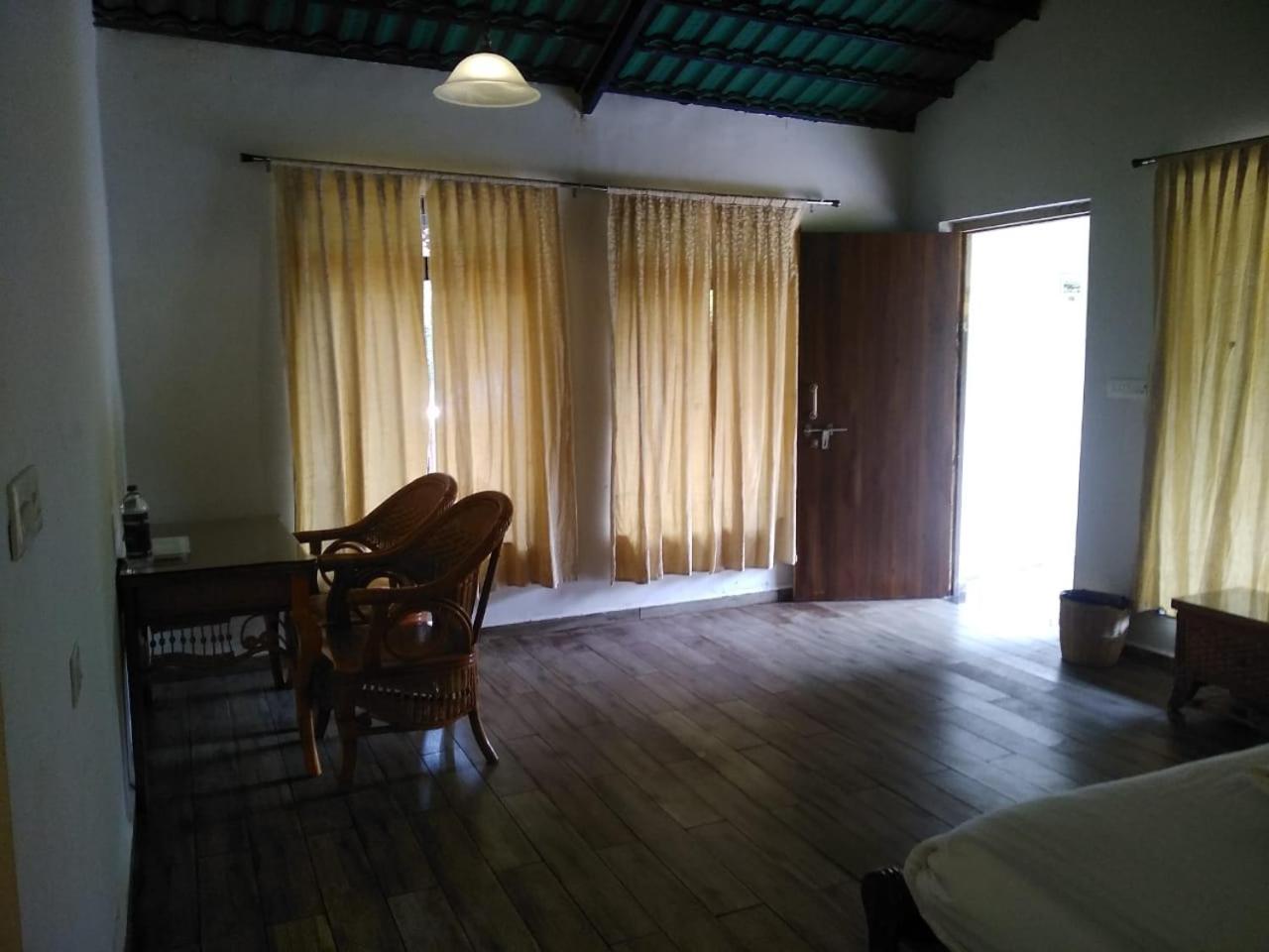 Photo 32