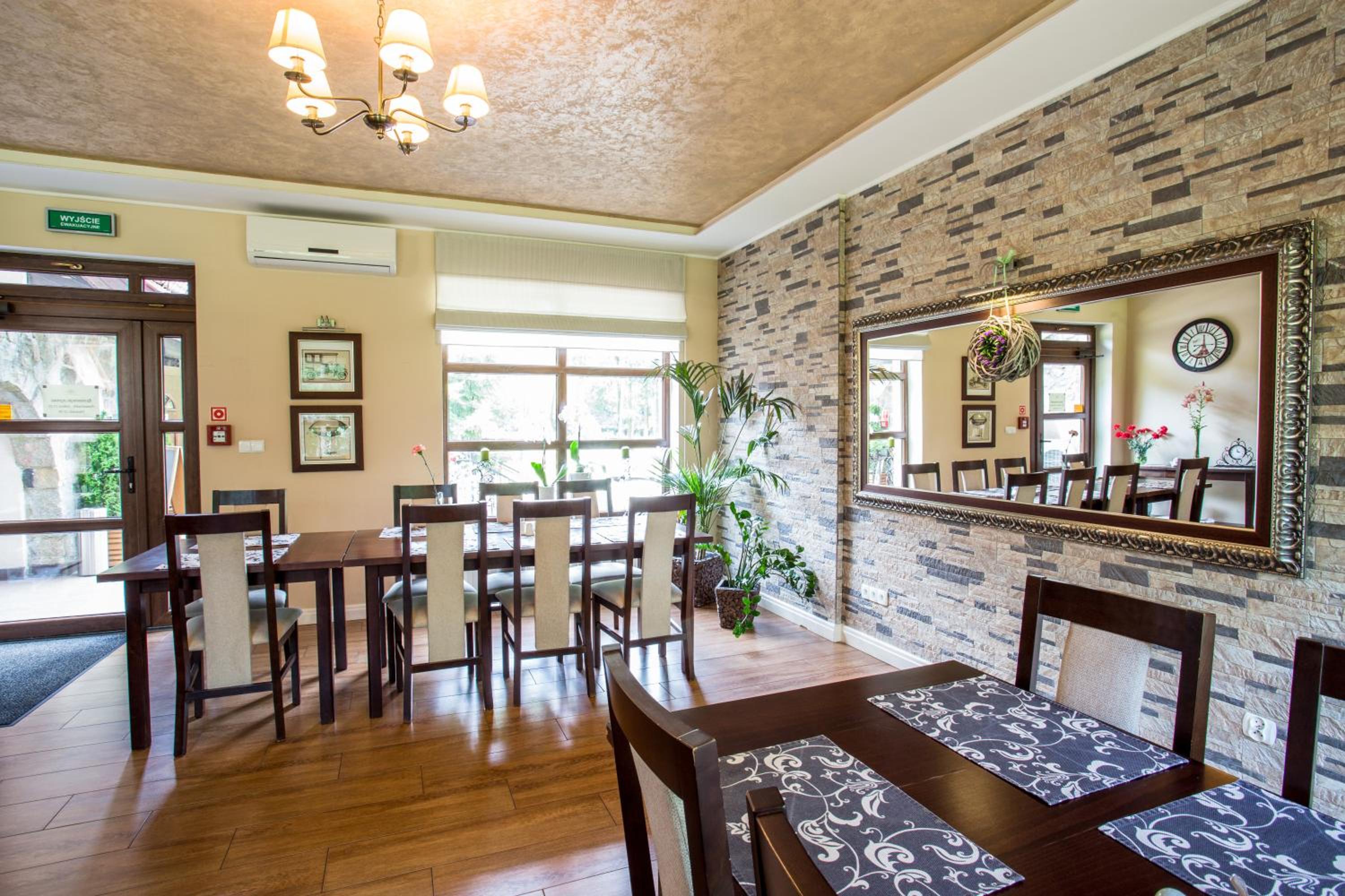 restaurant
