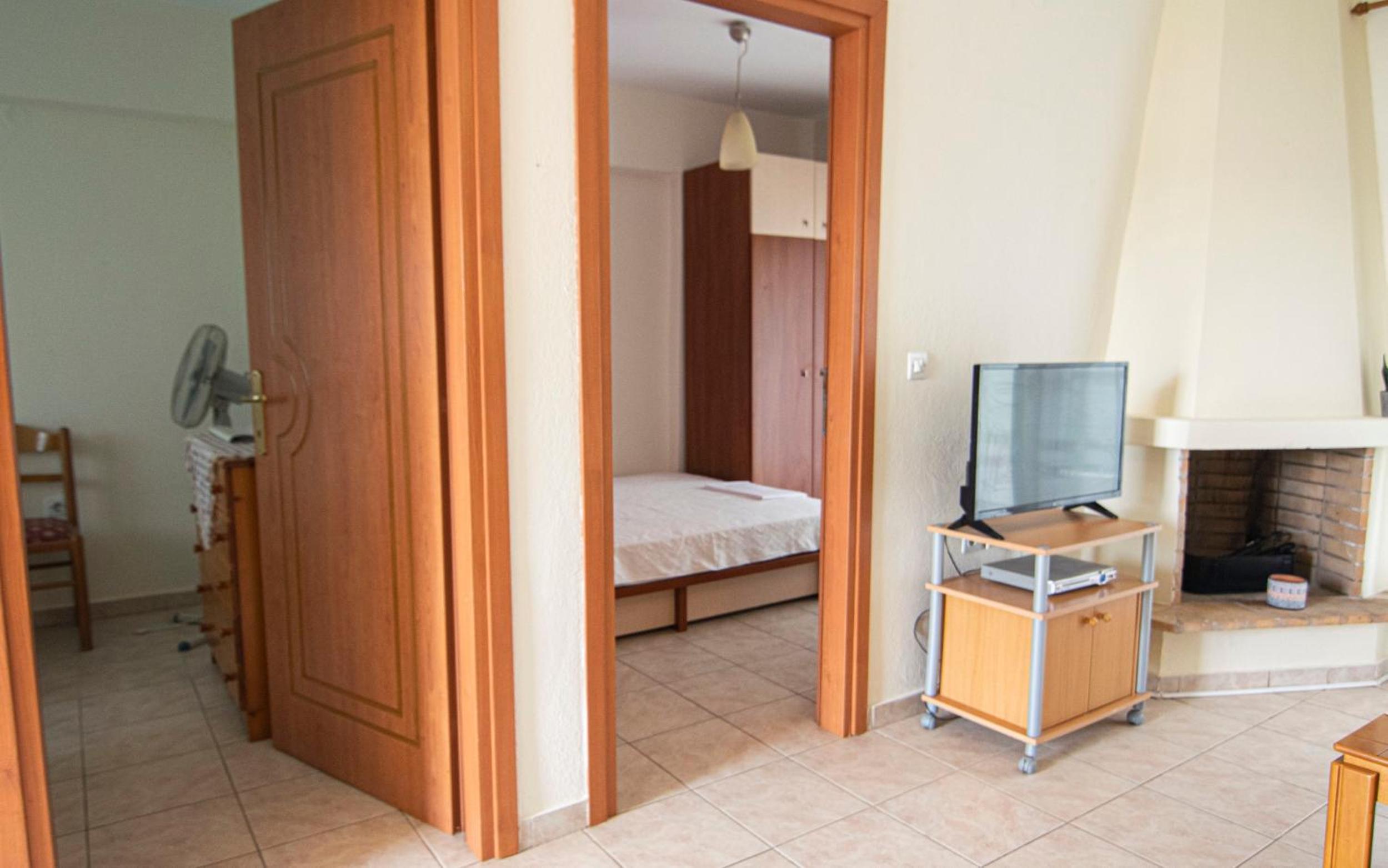 Liza Apartment by RentalsPro - Nea Fokaia Halkidiki