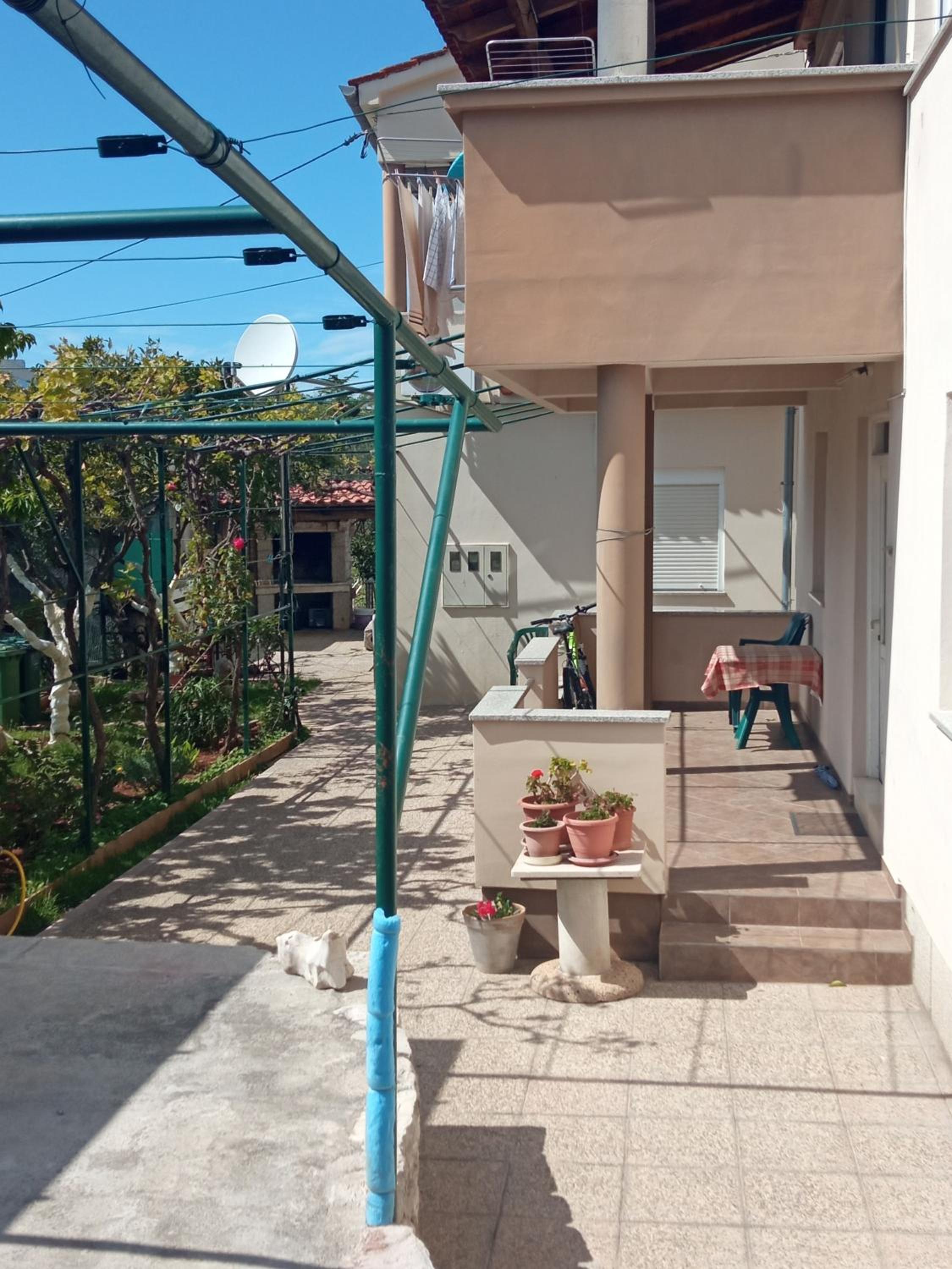 Apartment Meri- near the Zadar main bus station view 4