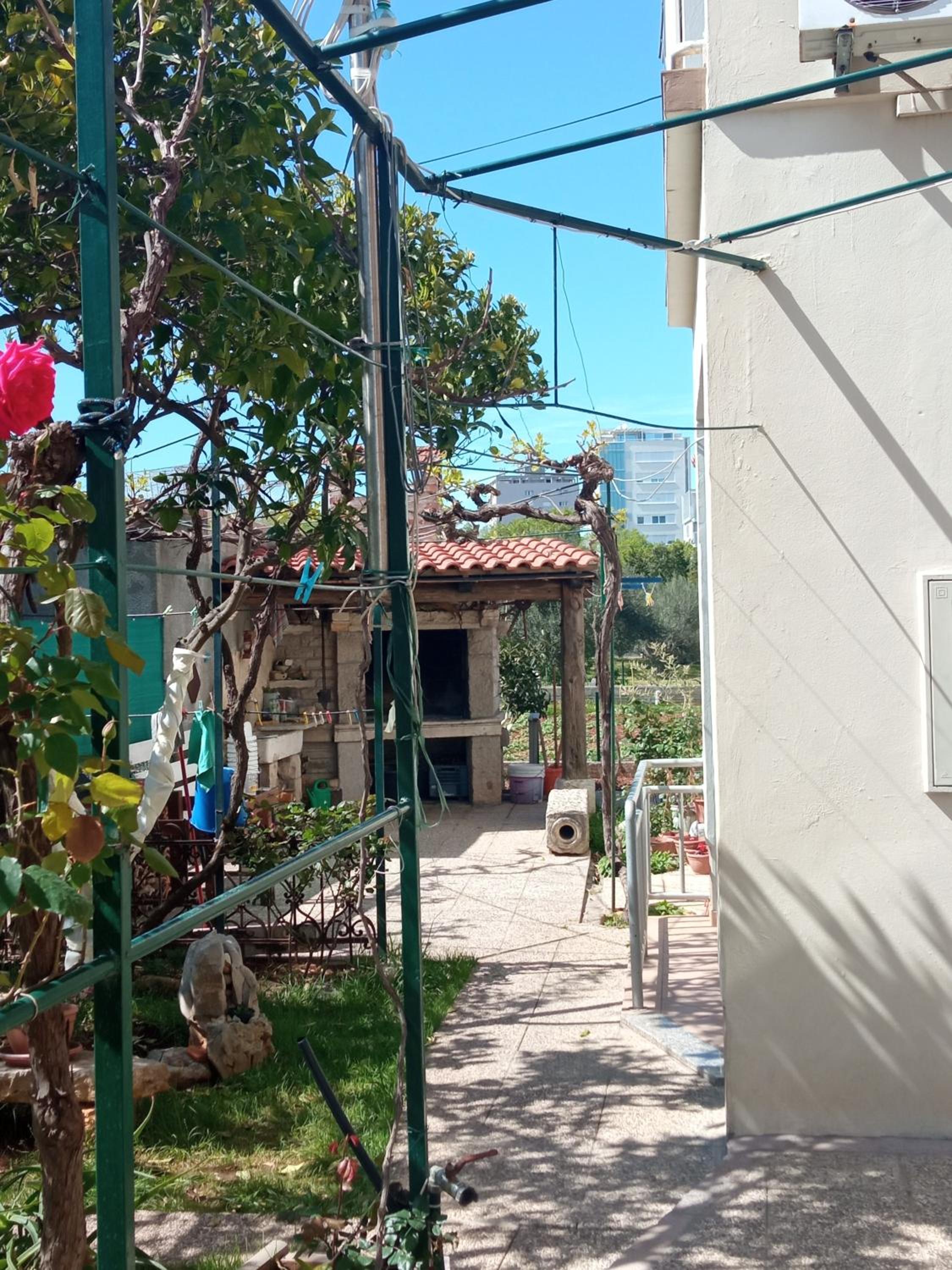 Apartment Meri- near the Zadar main bus station view 5