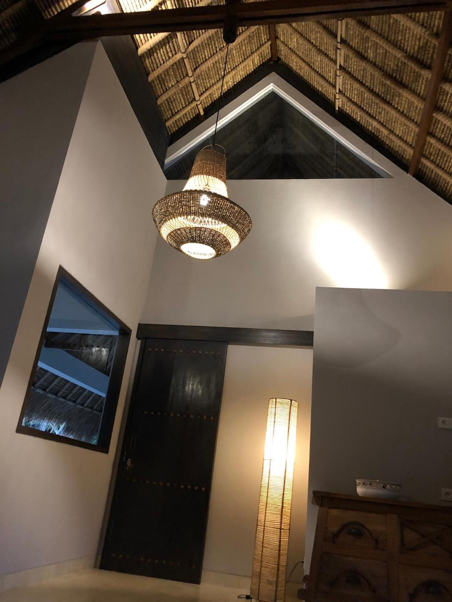 Villa WHITE KAROUNA view 4