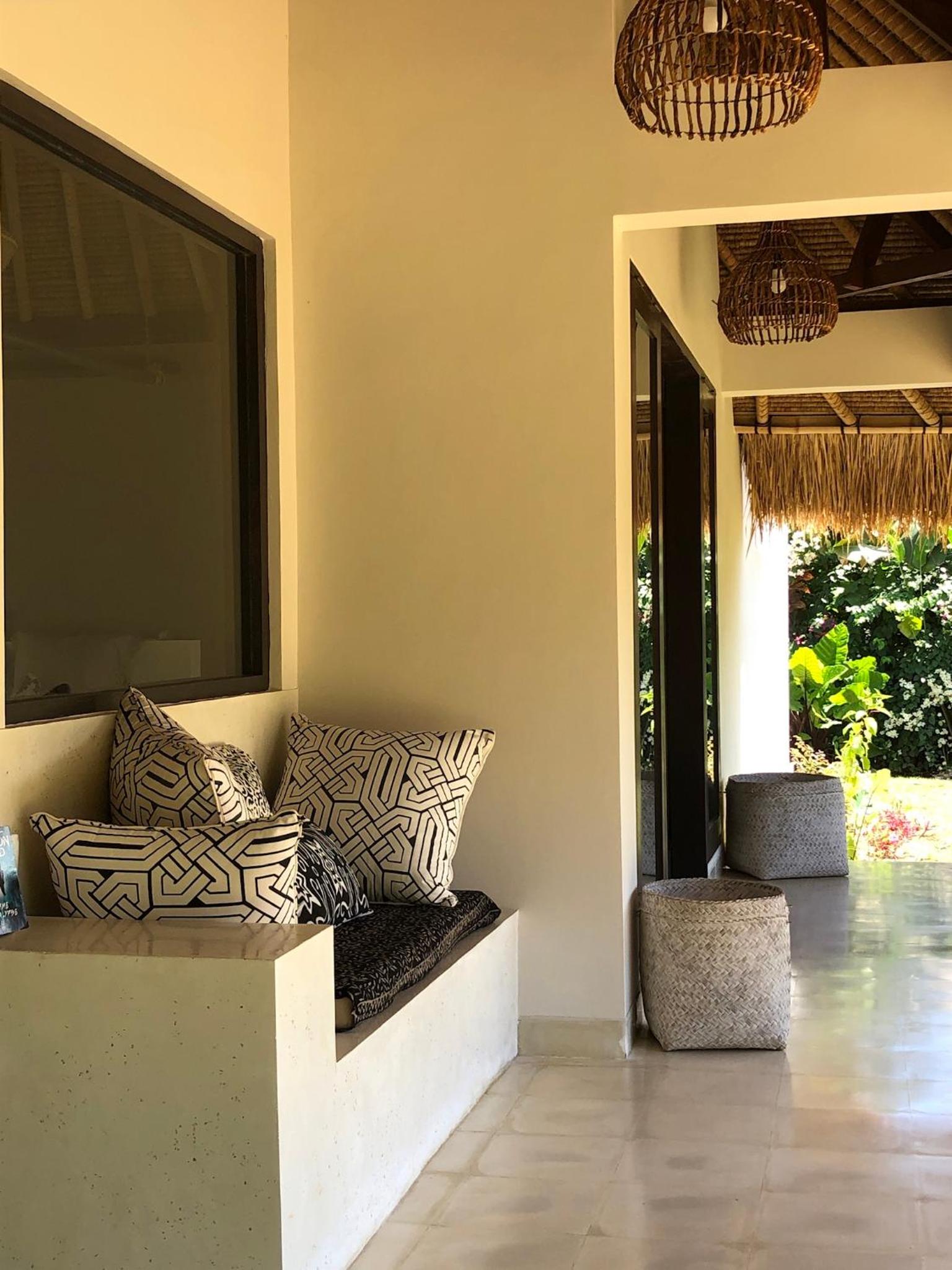 Villa WHITE KAROUNA view 5