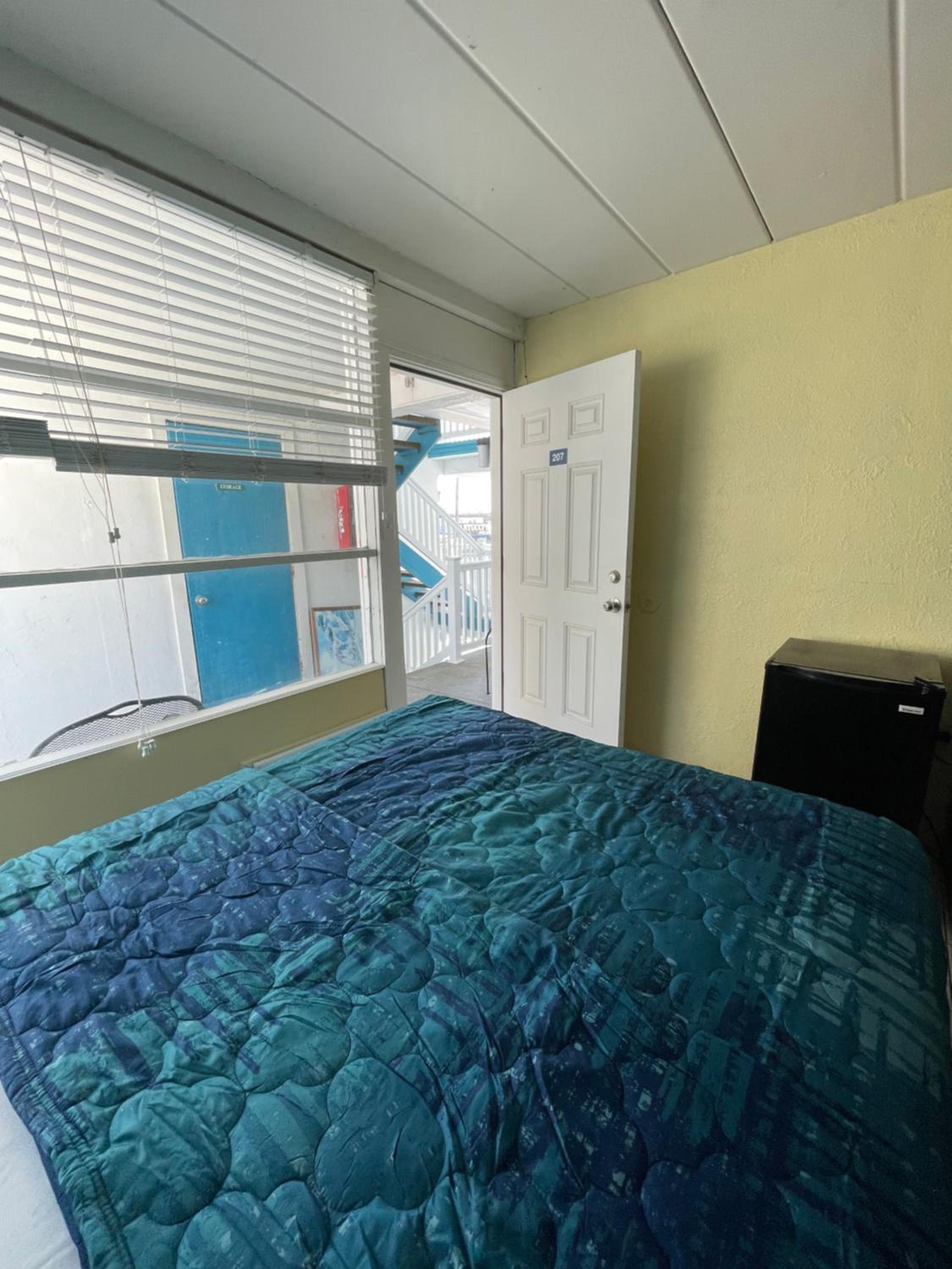 Bird of Paradise Motel