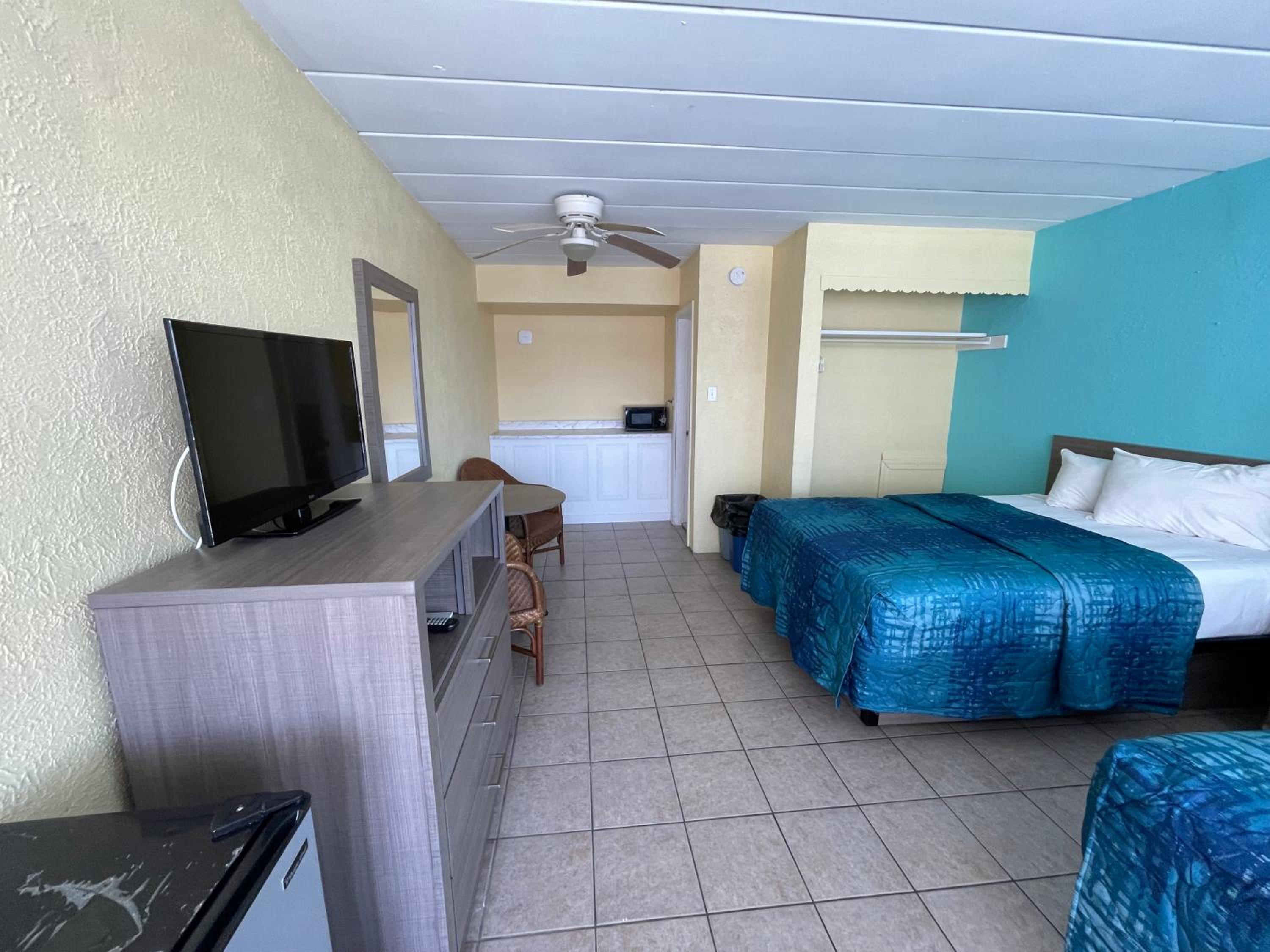 Bird of Paradise Motel