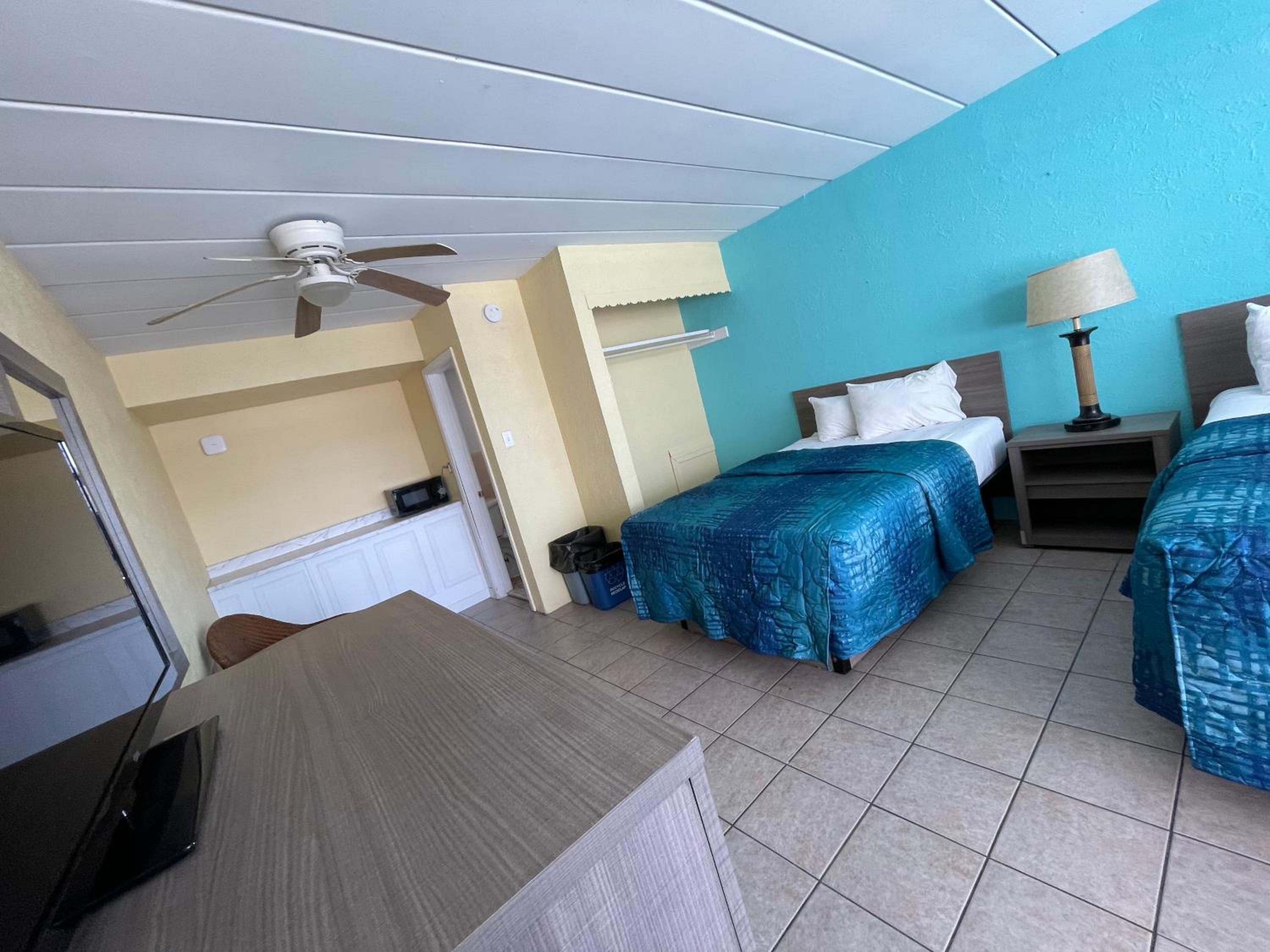 Bird of Paradise Motel