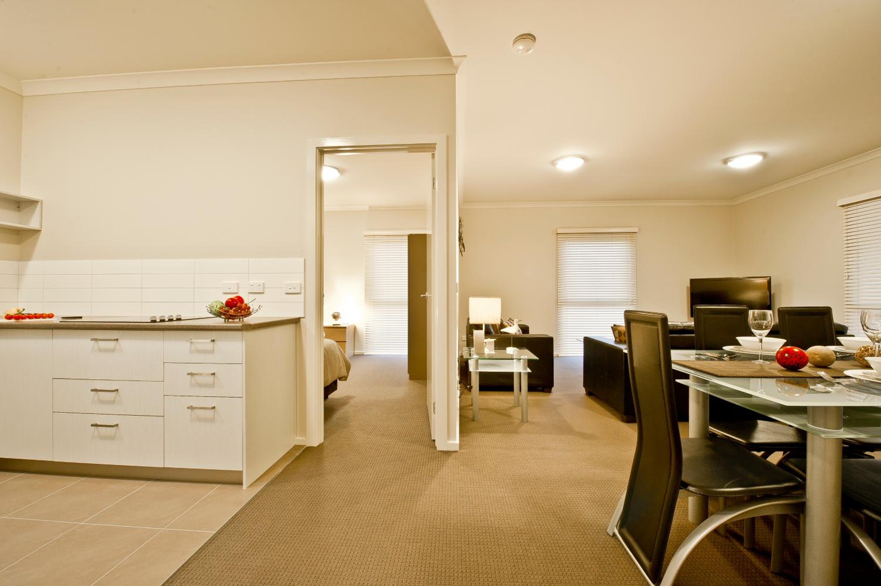 Moonlight Bay Apartments