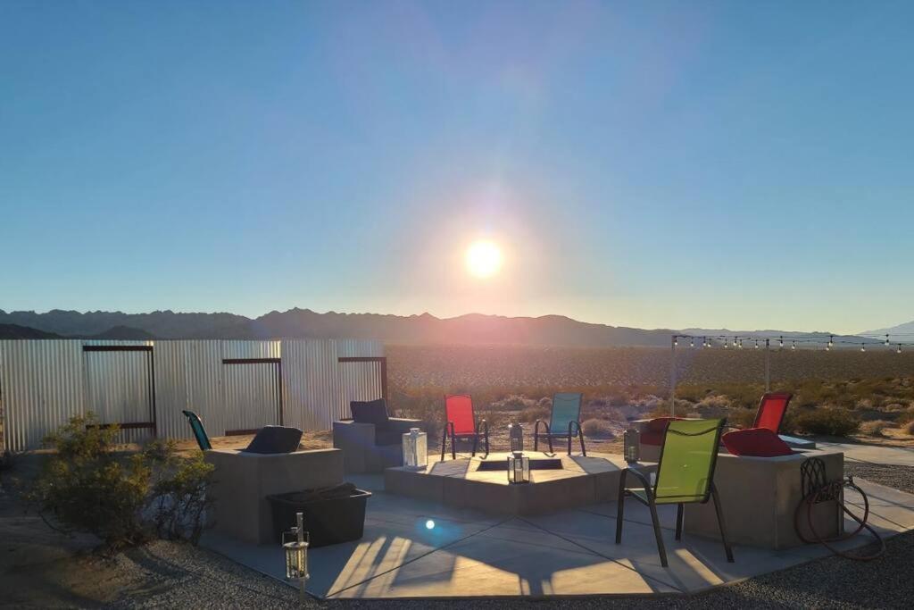 CASA DE SUNSET-JTNP -The Ultimate Desert Getaway view 5