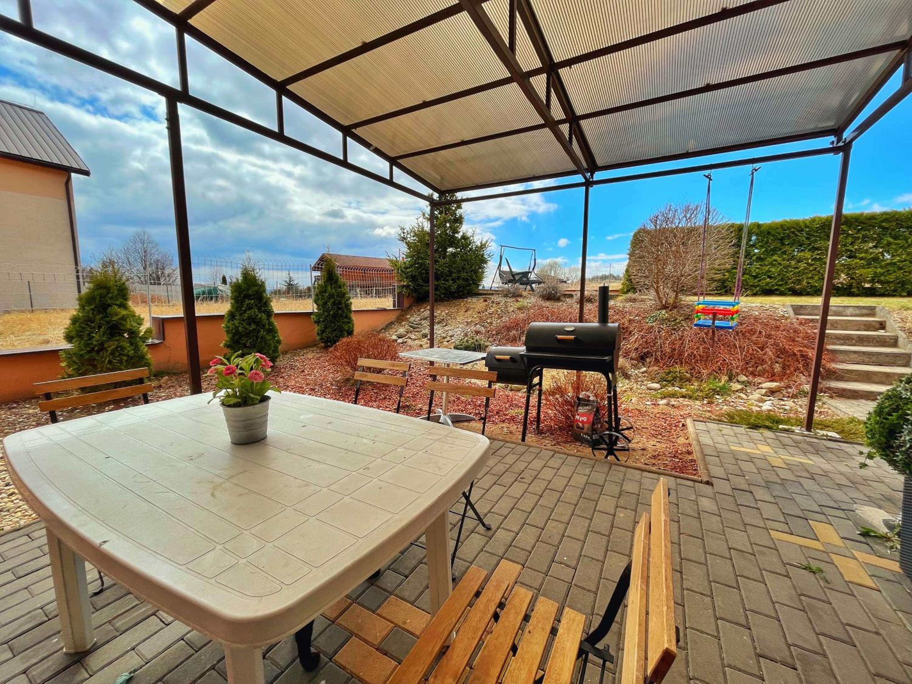 Relax Villa Tatry - Wifi/TV, BBQ, Billiard view 3