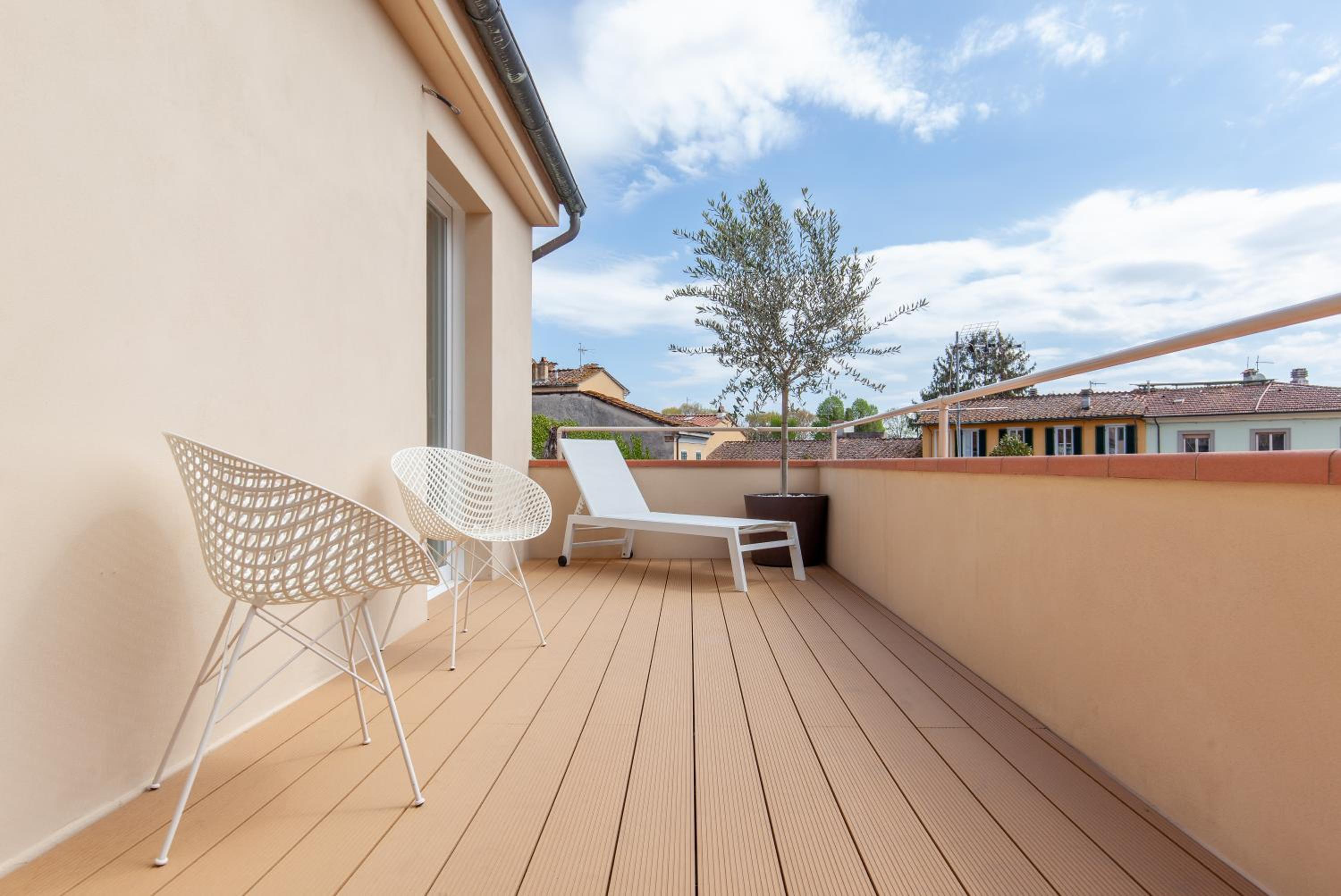Lunam Penthouse in centre photo 2
