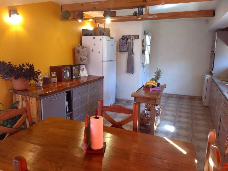 Hermosa Casa cerca del Teleférico Cerro Otto