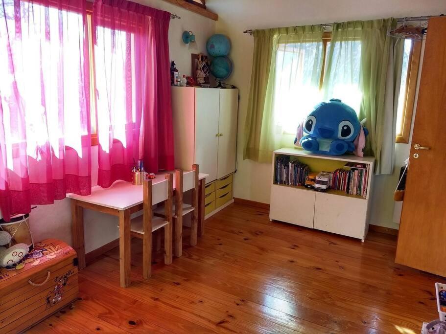 Hermosa Casa cerca del Teleférico Cerro Otto