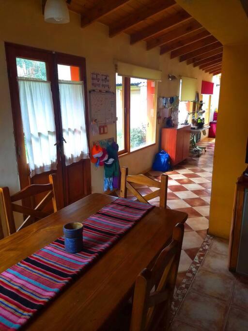 Hermosa Casa cerca del Teleférico Cerro Otto