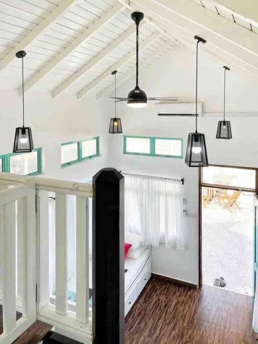 Wifi Netflix Tiny House near Jetty of Kuala Besut 4 pax photo 6