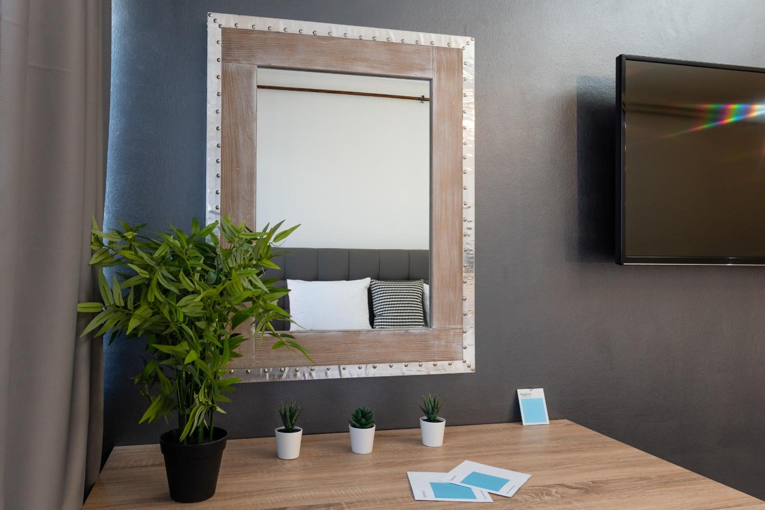 Amazing Apartments @ Aiolou Str.