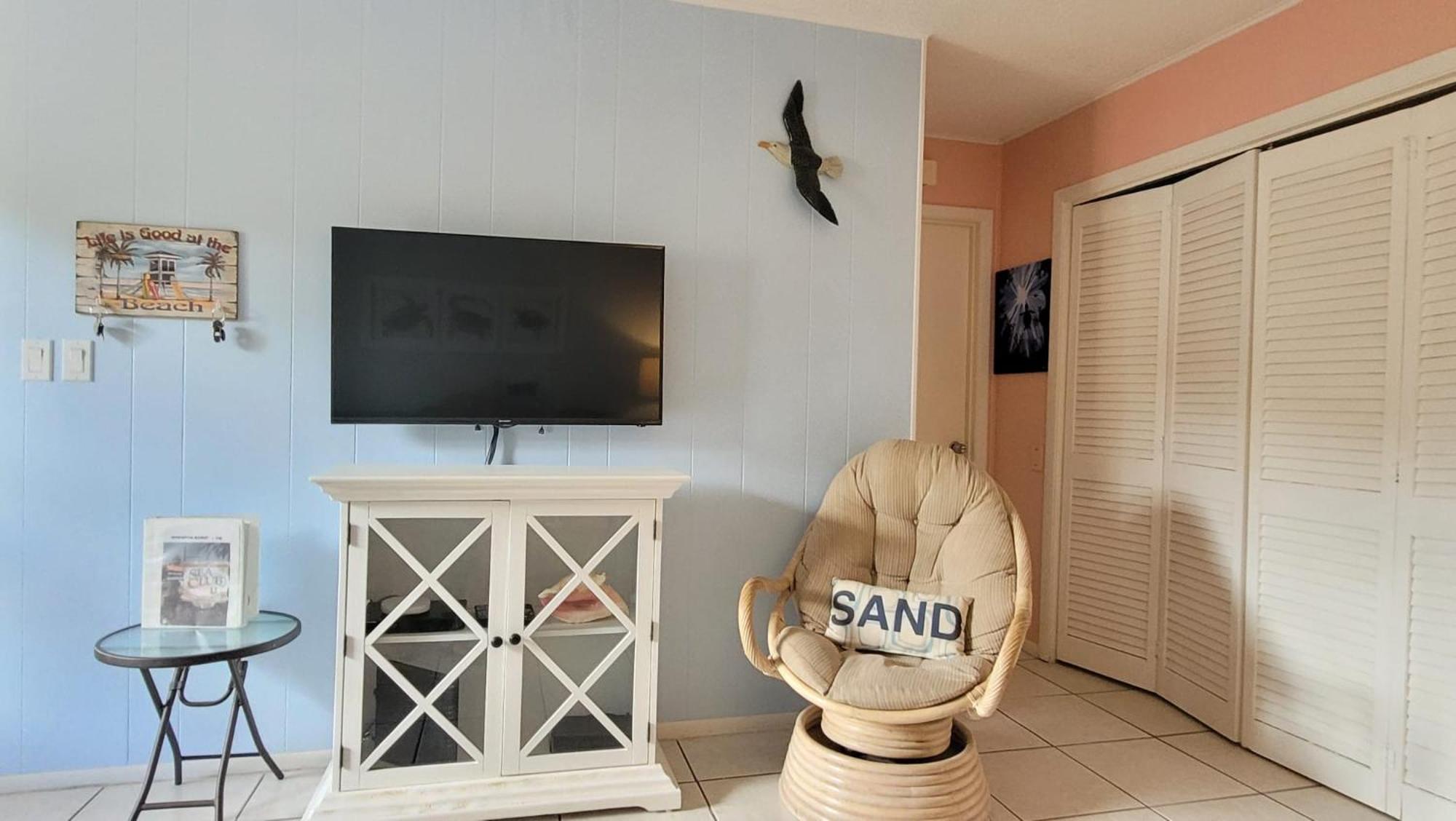 Siesta Key Condo - on the water ! view 4