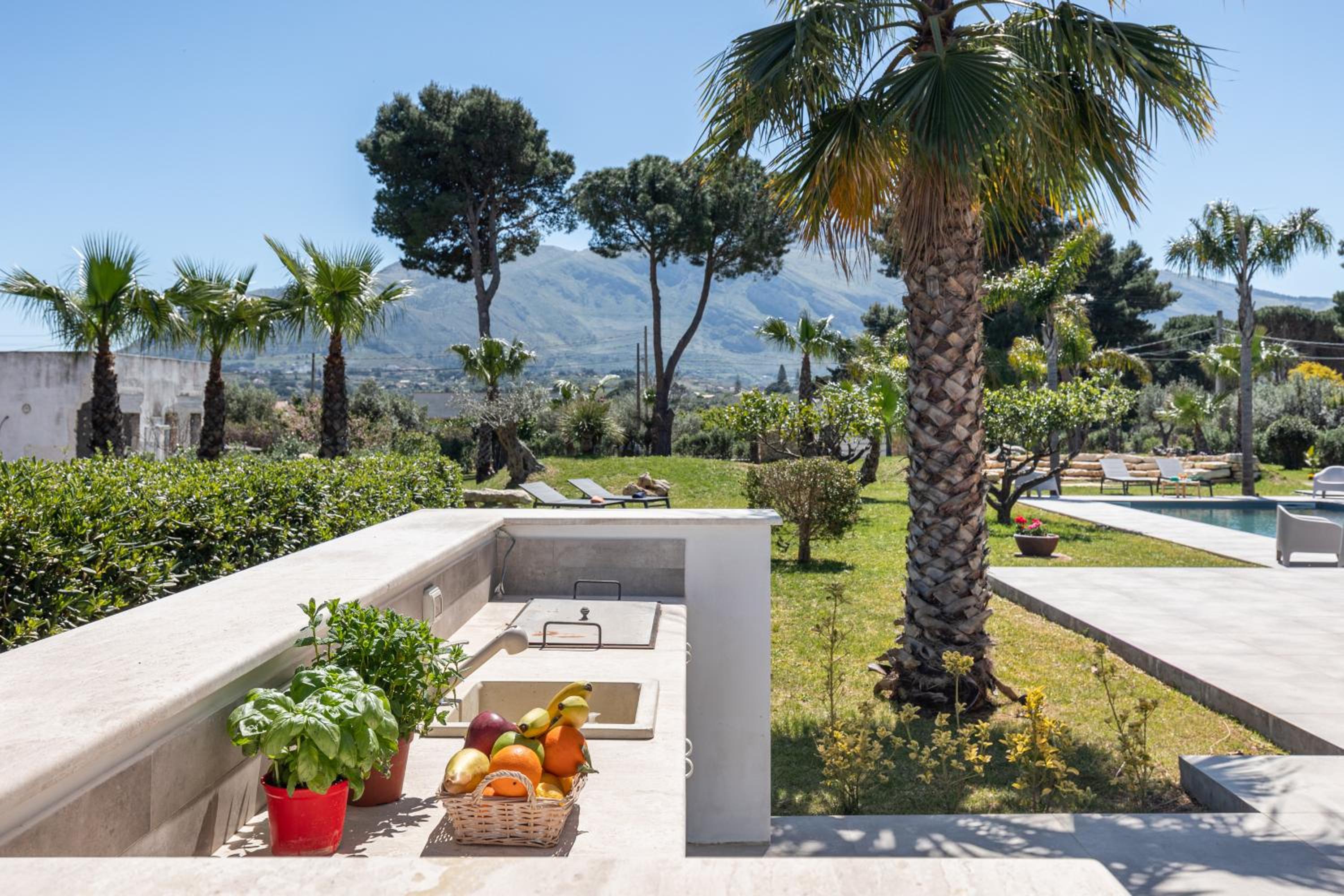 Villa vicina al mare con Piscina privata Scopello view 5