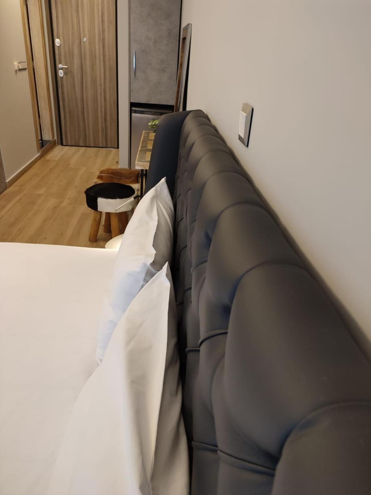 Amazing Apartments @ Aiolou Str.