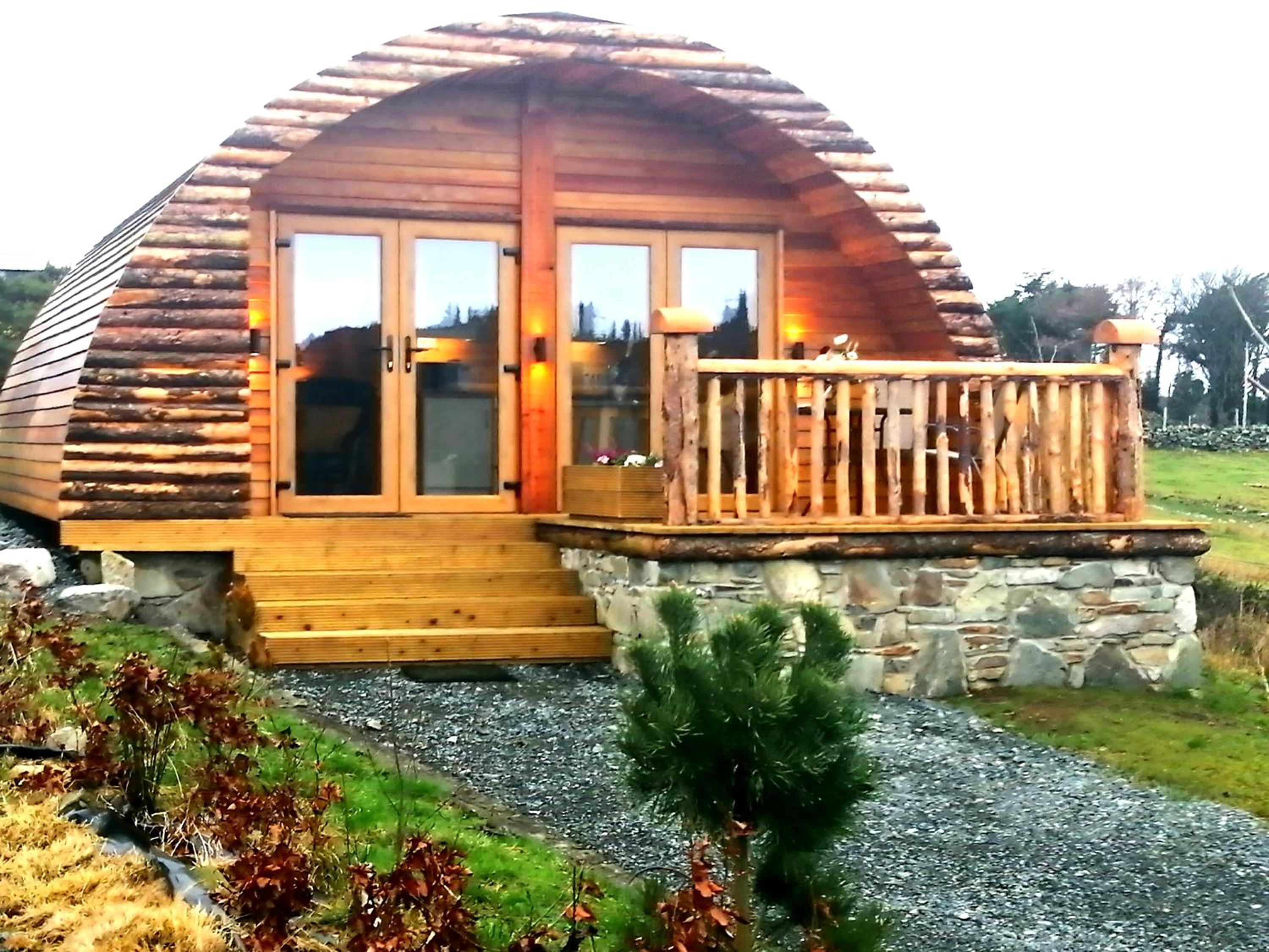 Hotel Tollymore Luxury Log Cabin