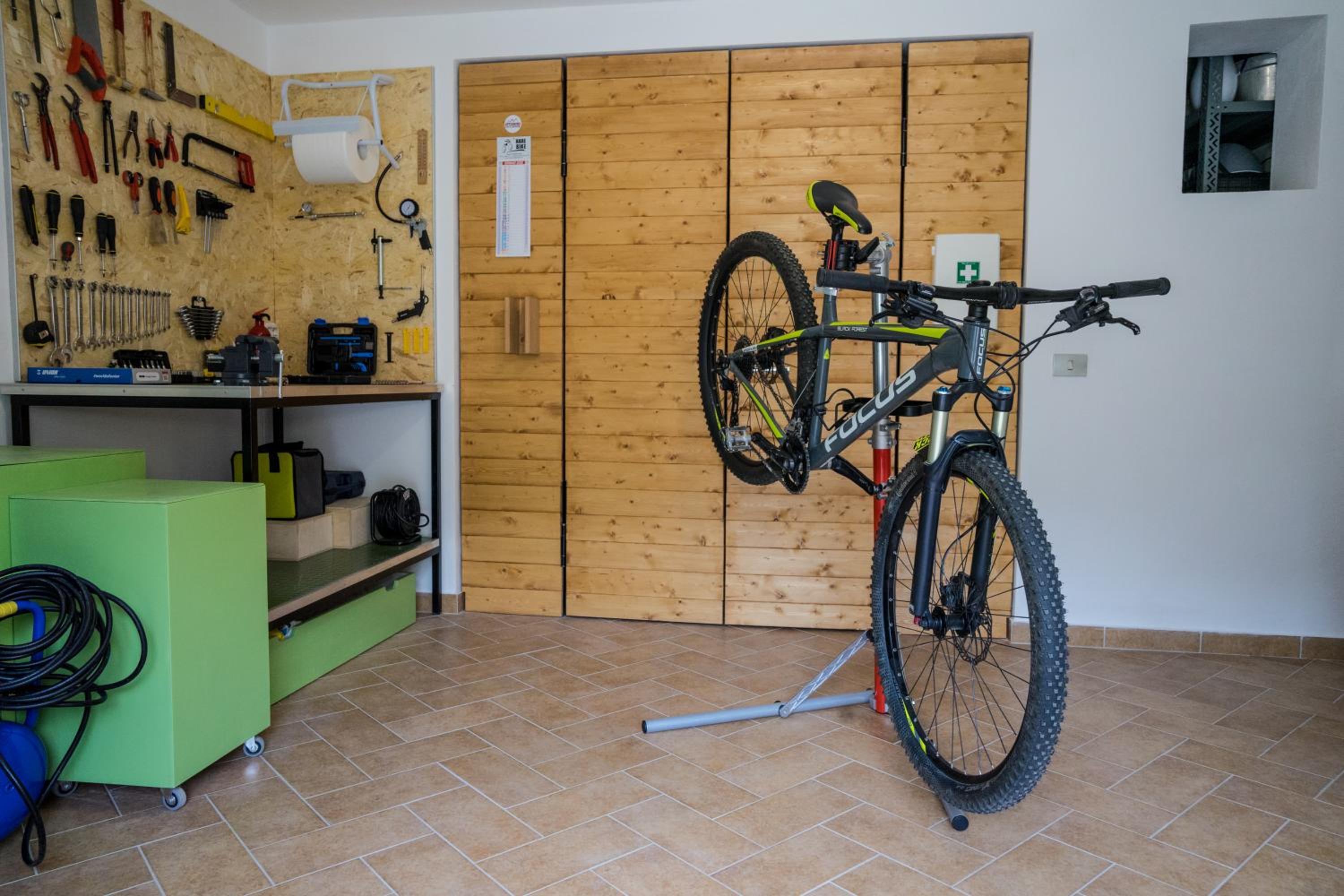 Bed & Bike Frasassi view 3