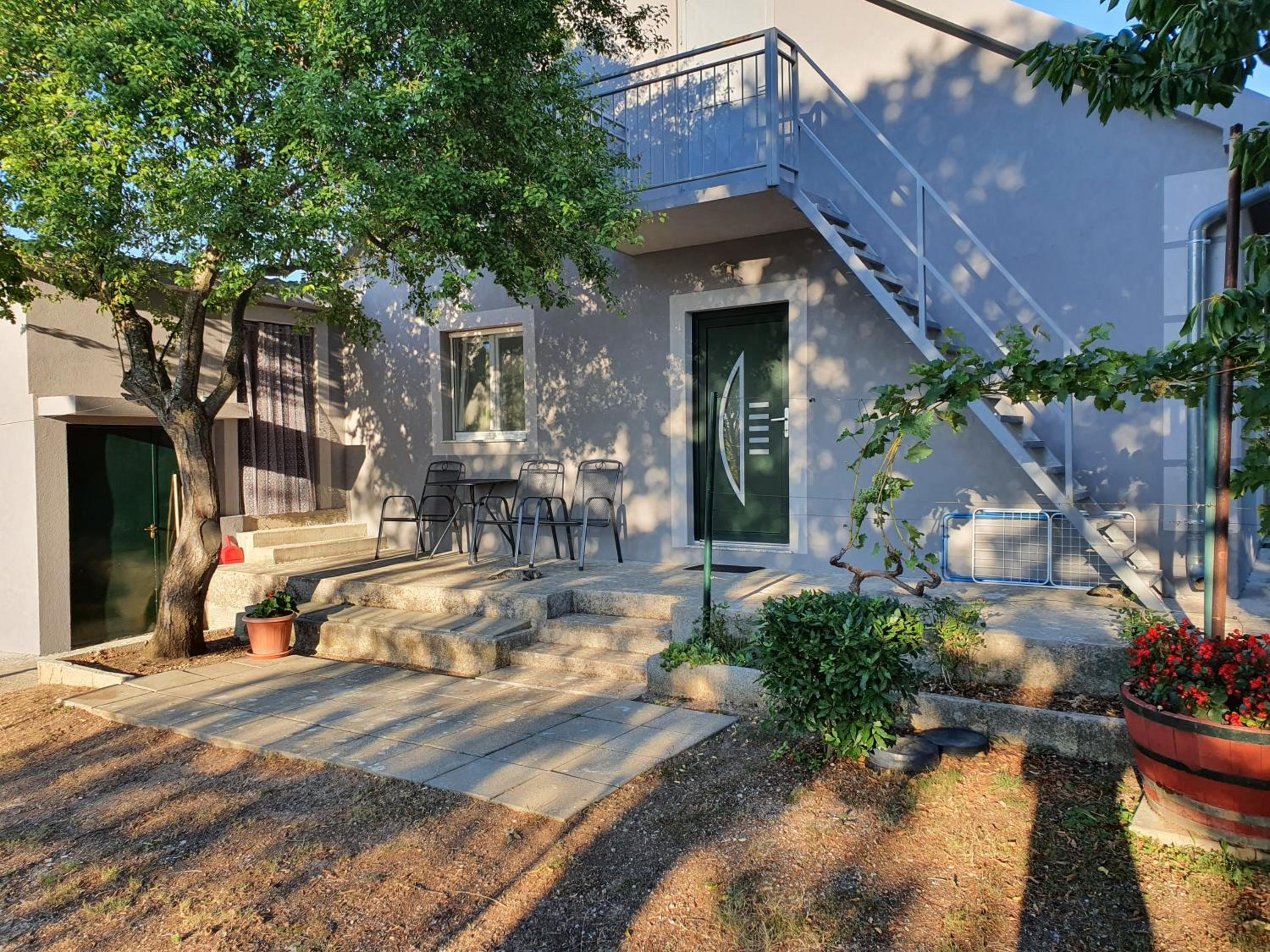 Country House Iva view 3