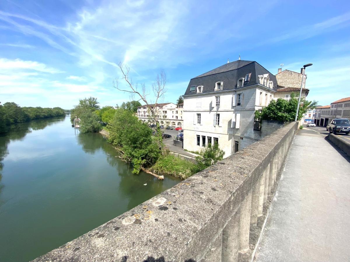Confortable T2 sur les rives de la Charente view 3