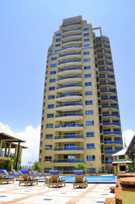 Hotel Malecon Center - Image 1