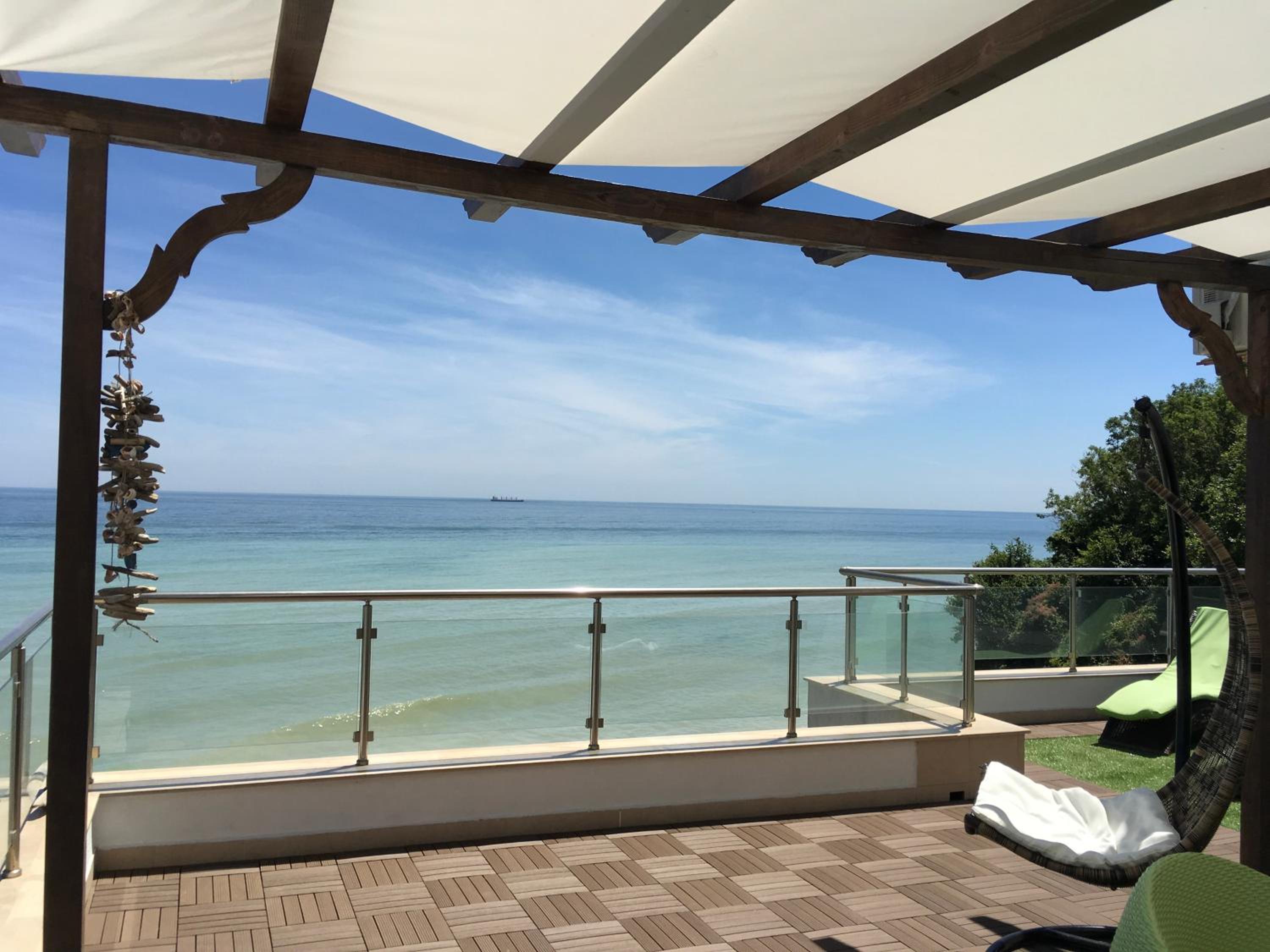 HPManagement Byala Beach Residence Apartments view 2