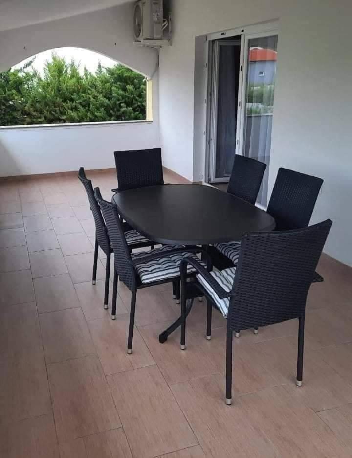 Apartman Tin