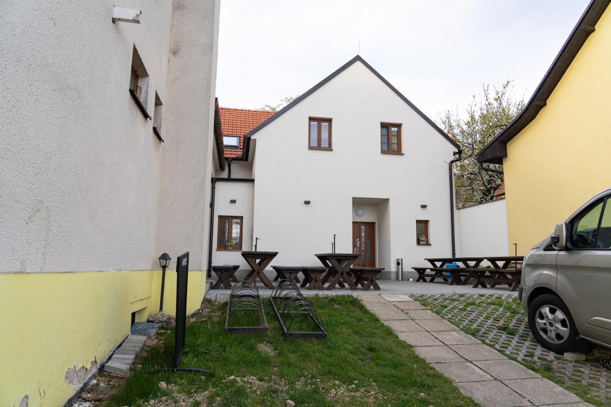 Hotel Pension Restaurace Florián - Image 1