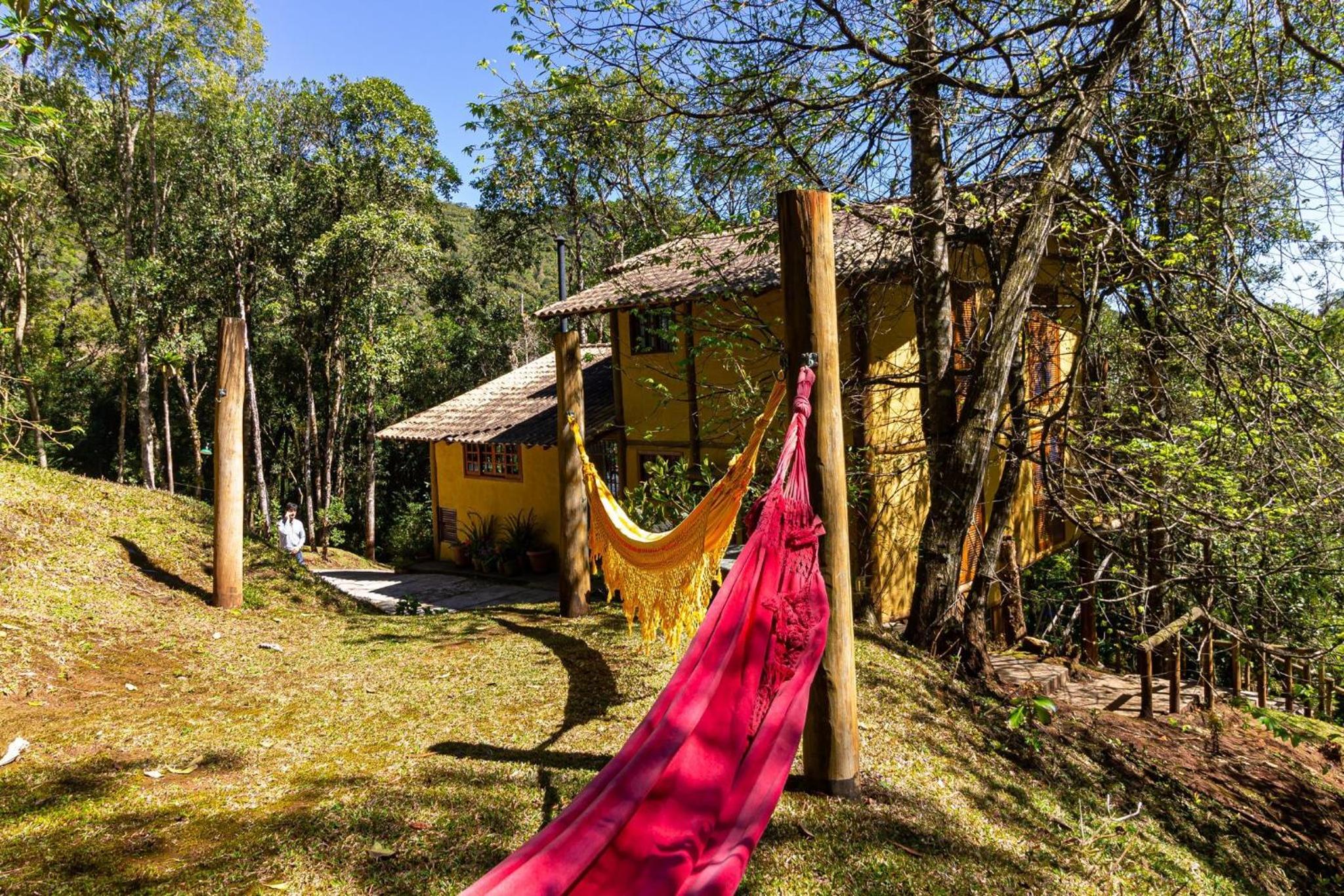 House with gourmet area near Amantikir Park