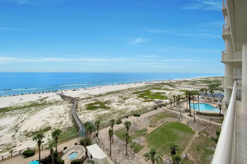 Avalon 810 Beachfront Amazing Views Wrap Around Balcony Resort Amenities