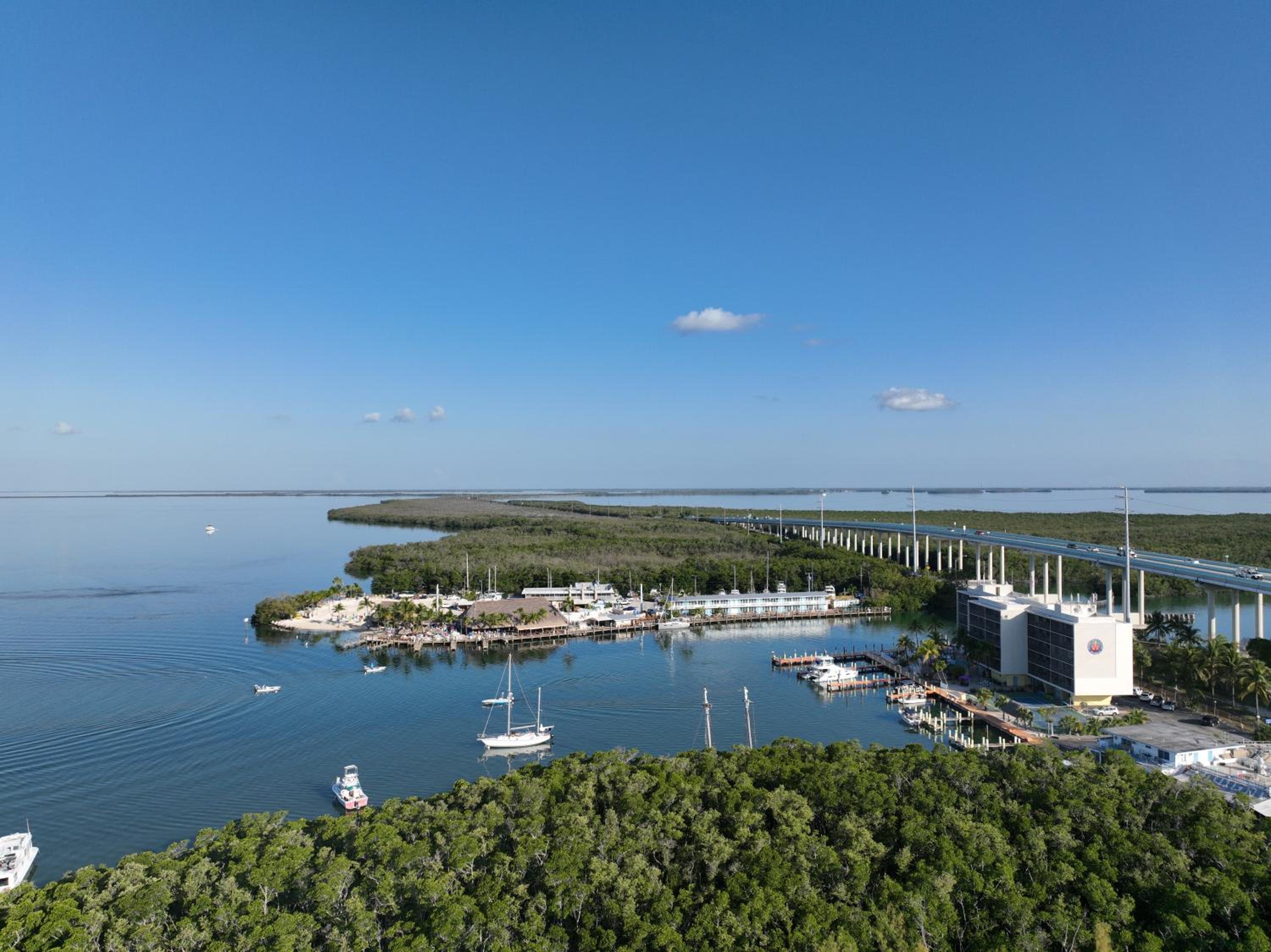 Gilbert's Resort & Marina