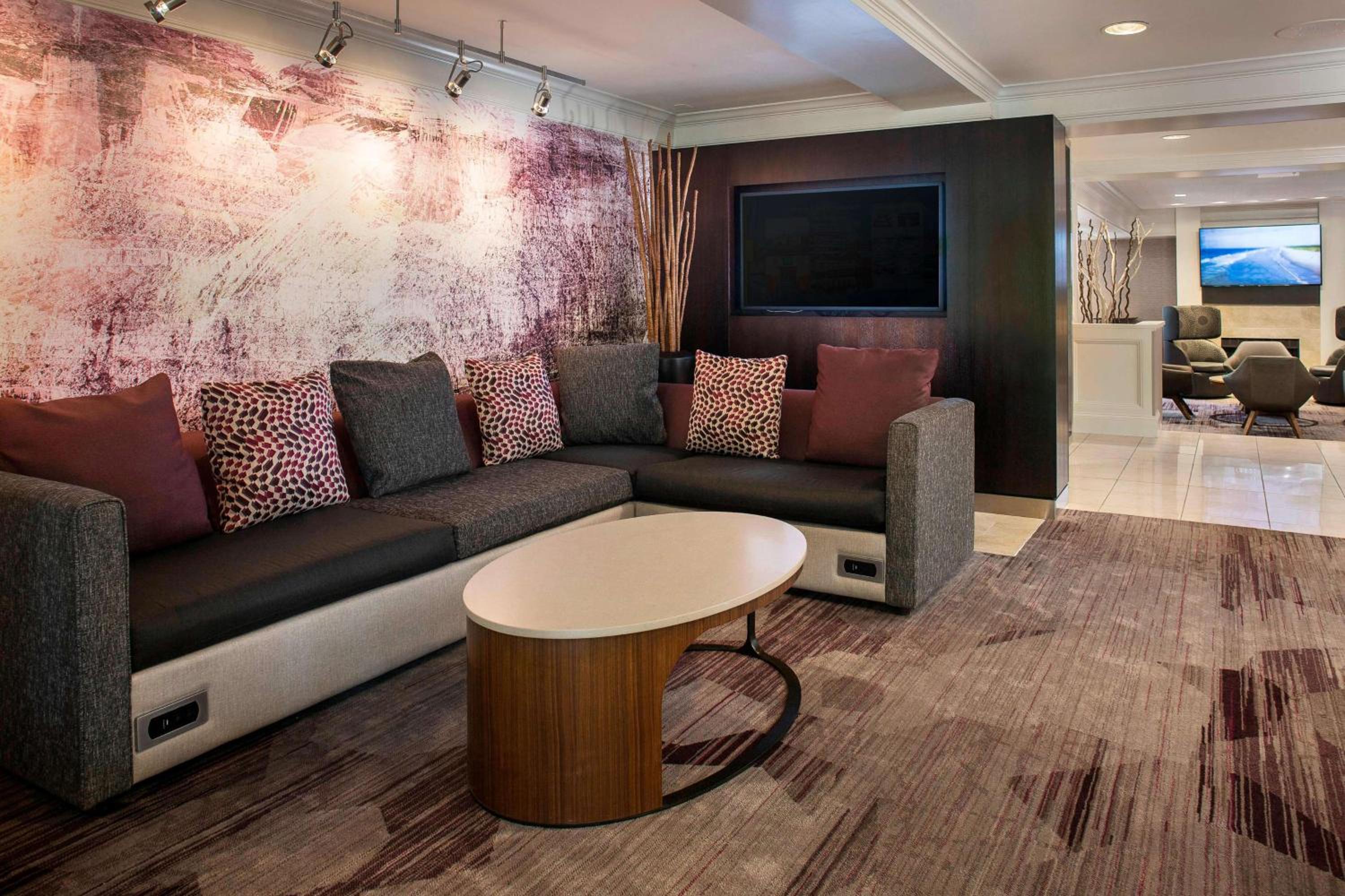 Boston Vacations - Sonesta Select Boston Lowell Chelmsford - Property Image 3
