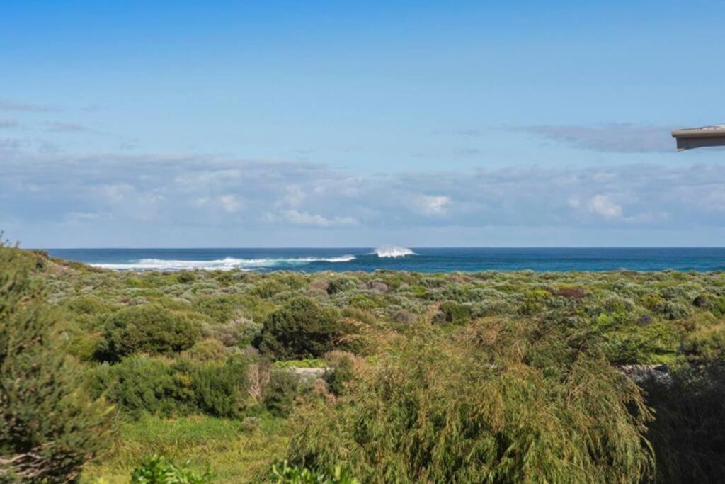 Ocean View walk to the beach & Surfers Point - Margaret River Properties