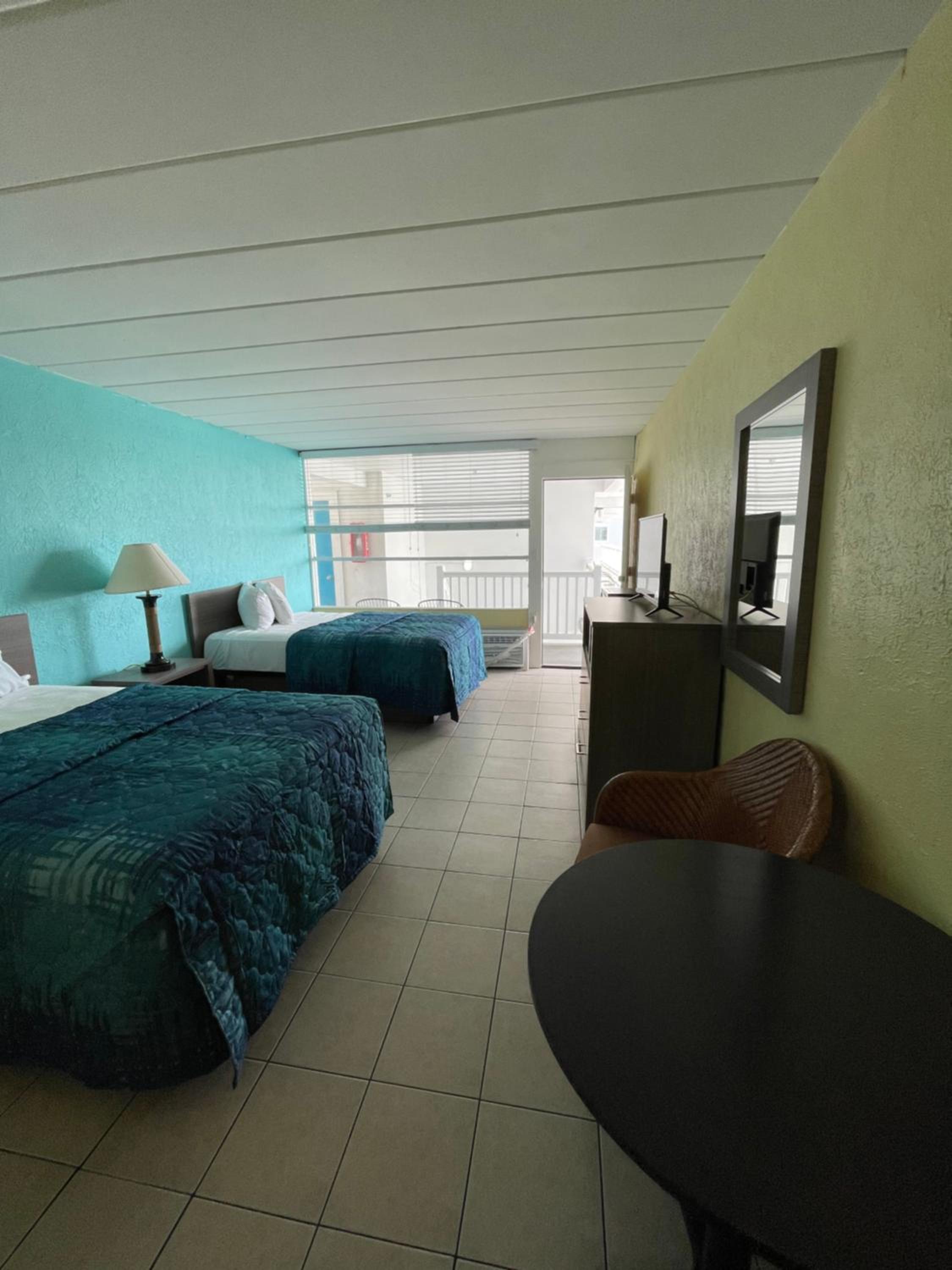 Bird of Paradise Motel