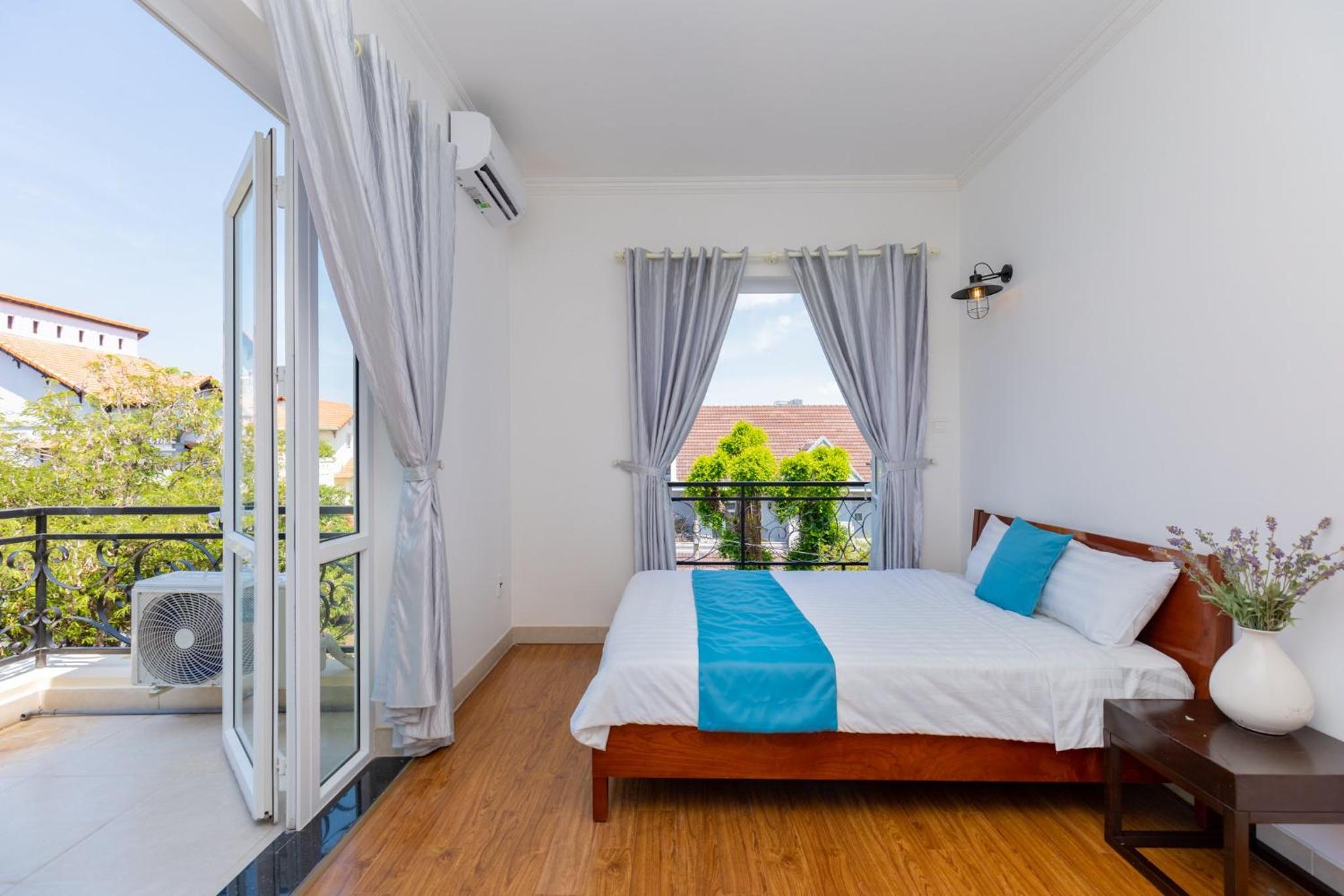VILLA PHUONG NAM - HO BOI - Karaoke view 2