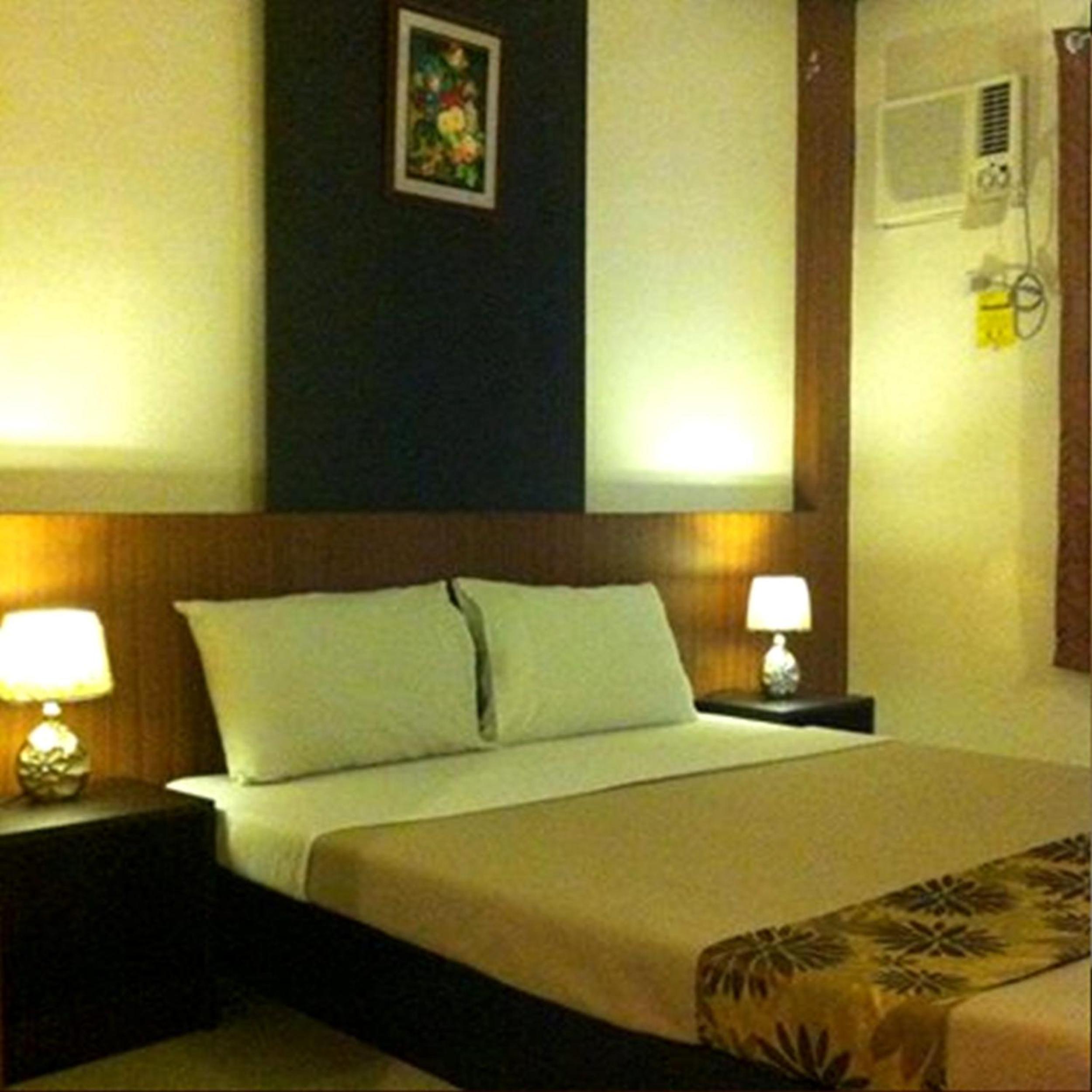 Pacific Palm Suites Davao powered by Cocotel