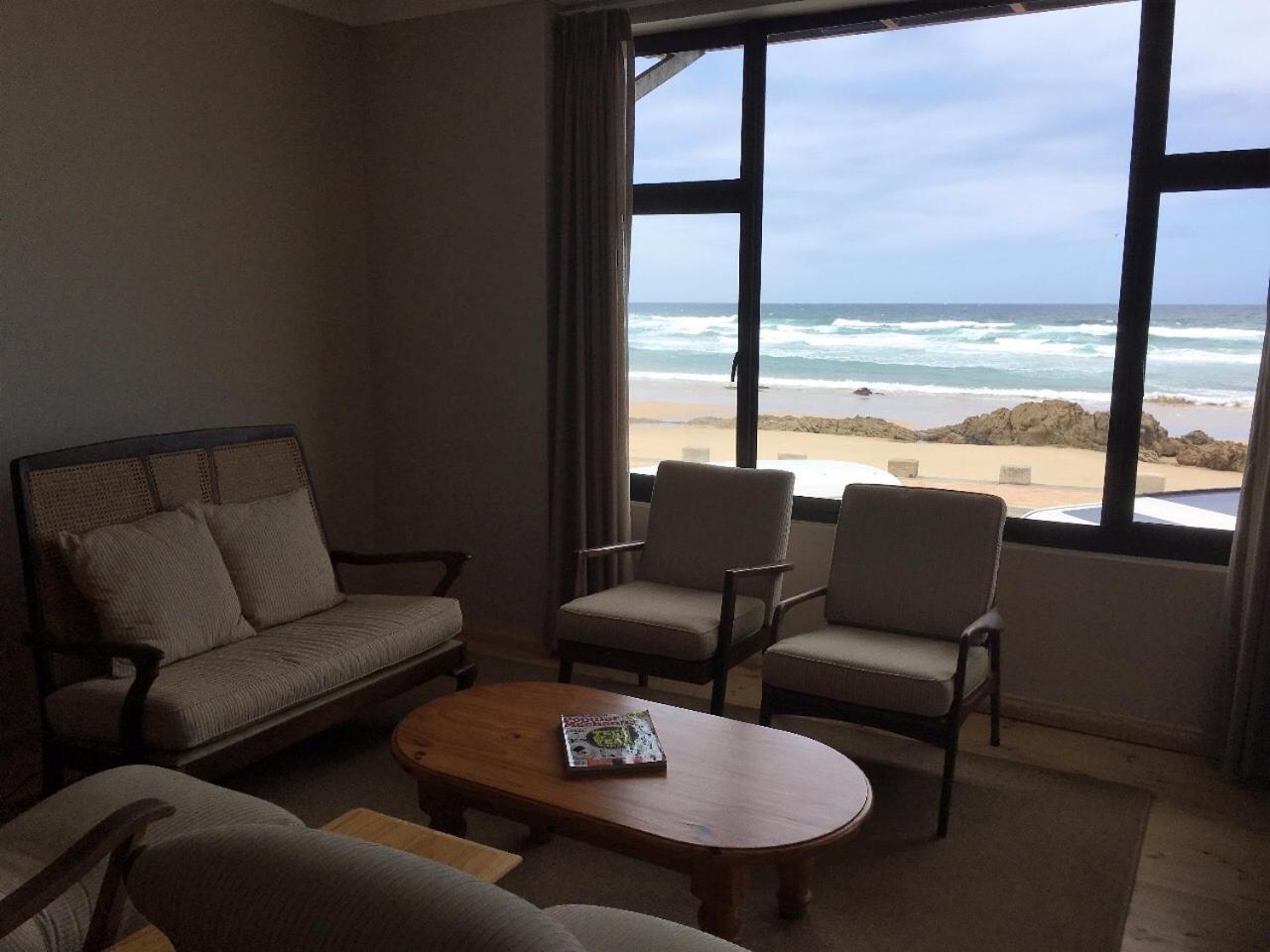 Herolds Bay Accommodation - Coo-ee 2