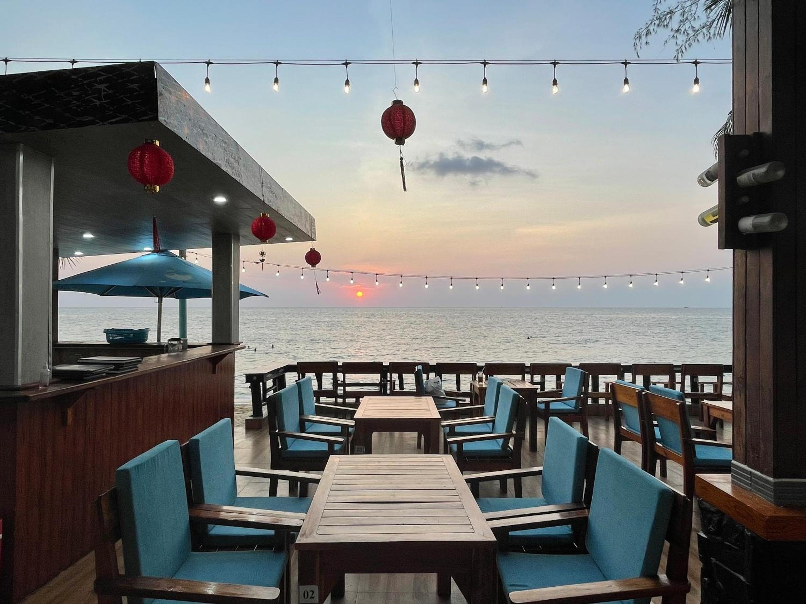 Orange Resort