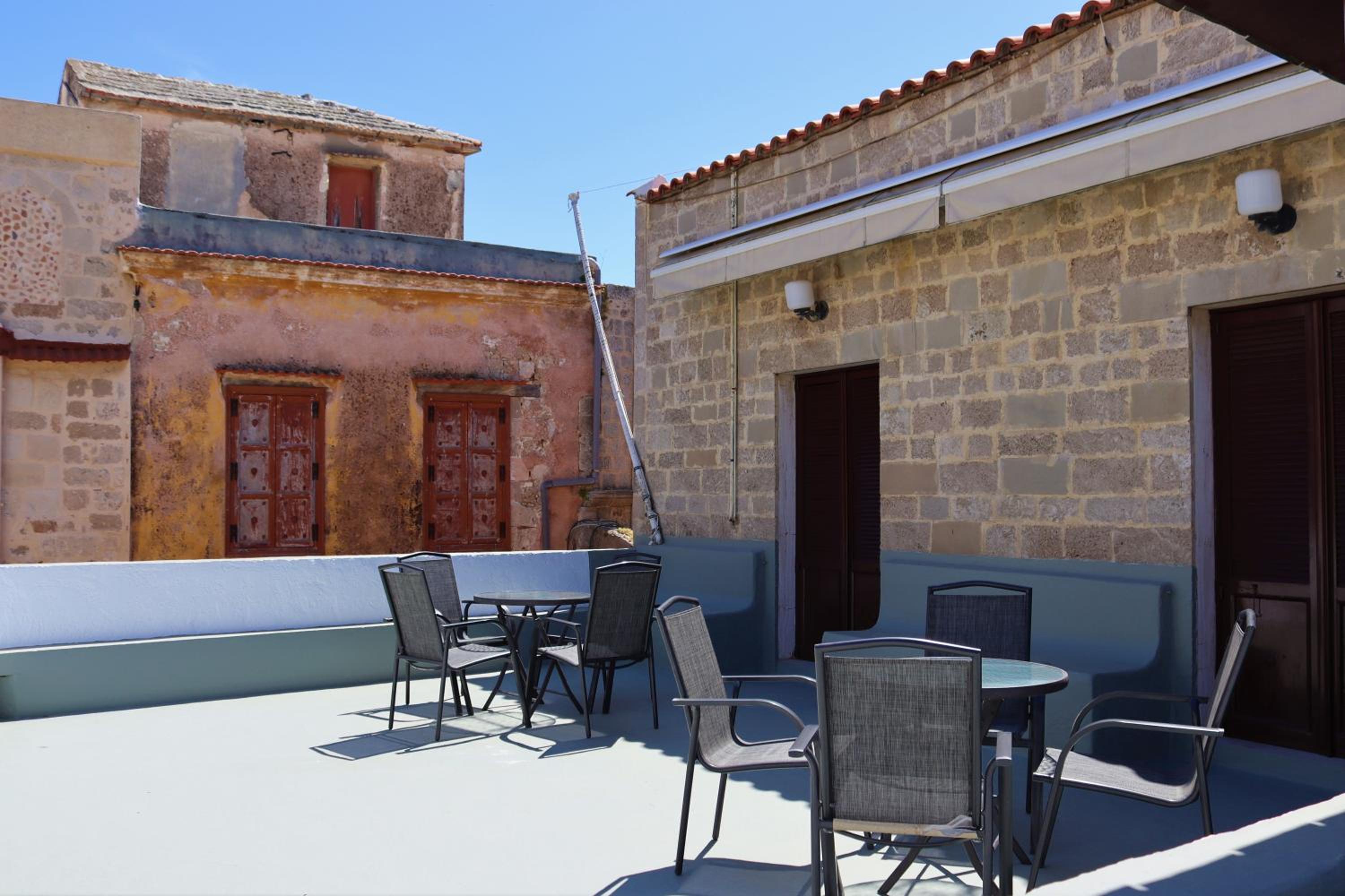 Stavros Pension