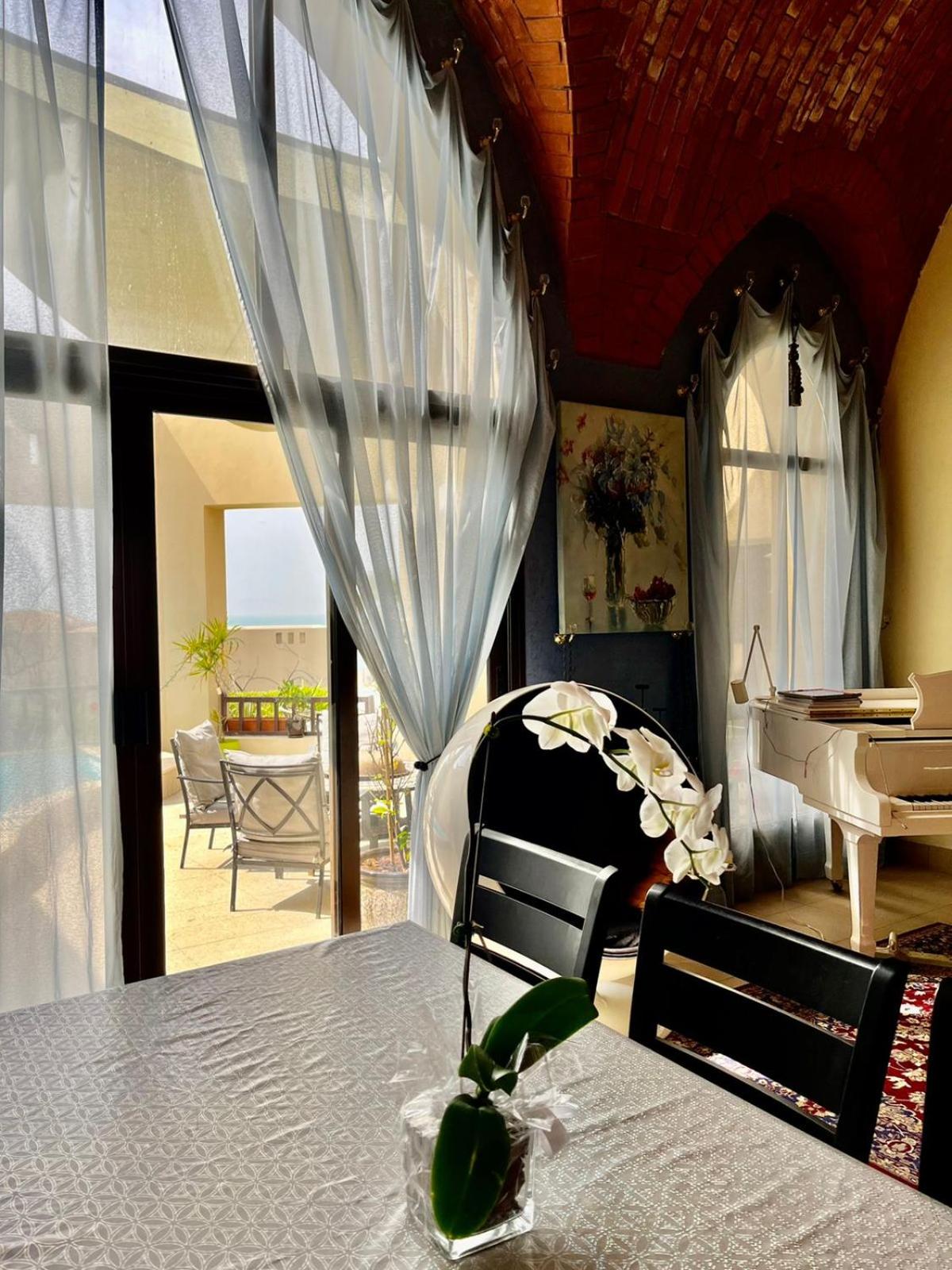 Private Guest House in Five Stars Resort