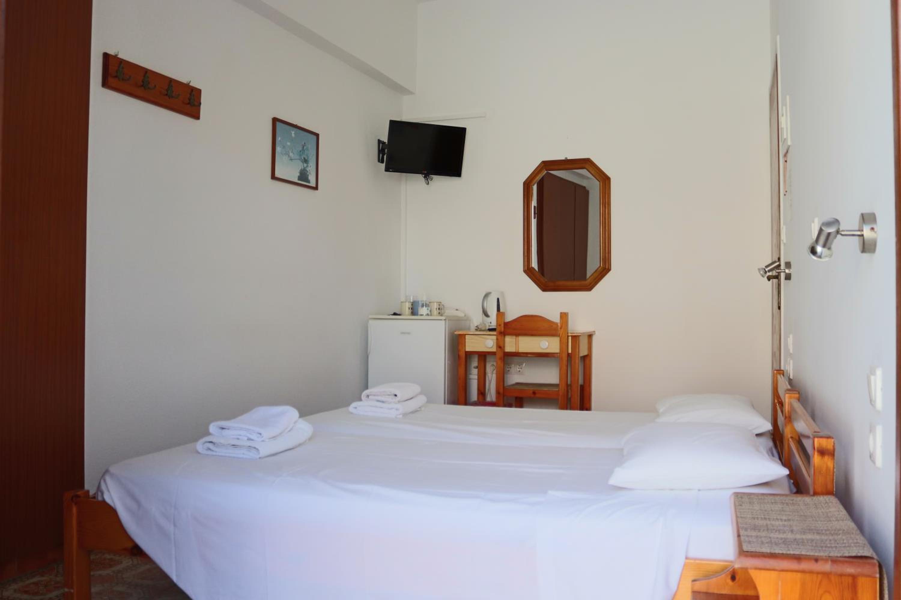 Stavros Pension