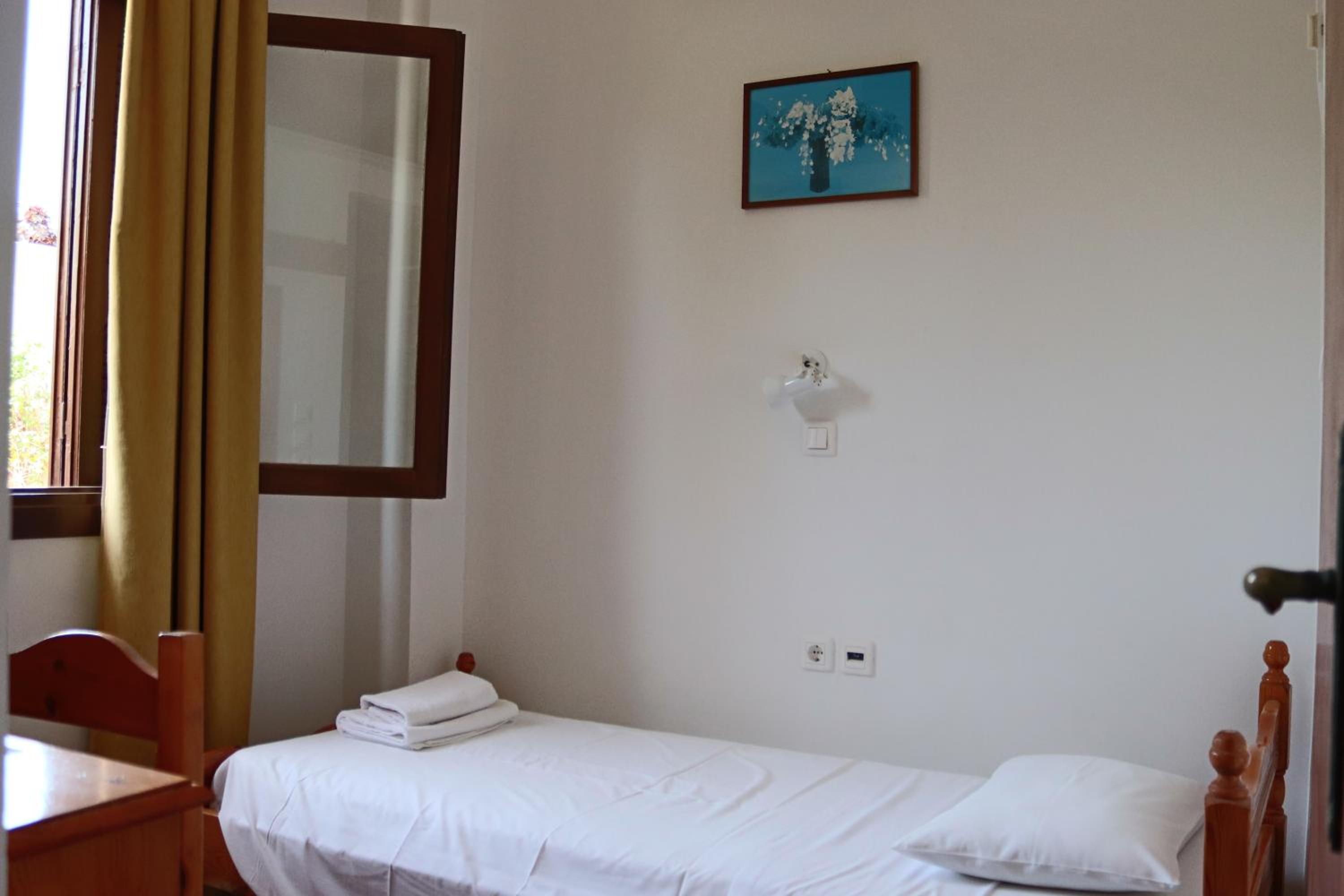 Stavros Pension